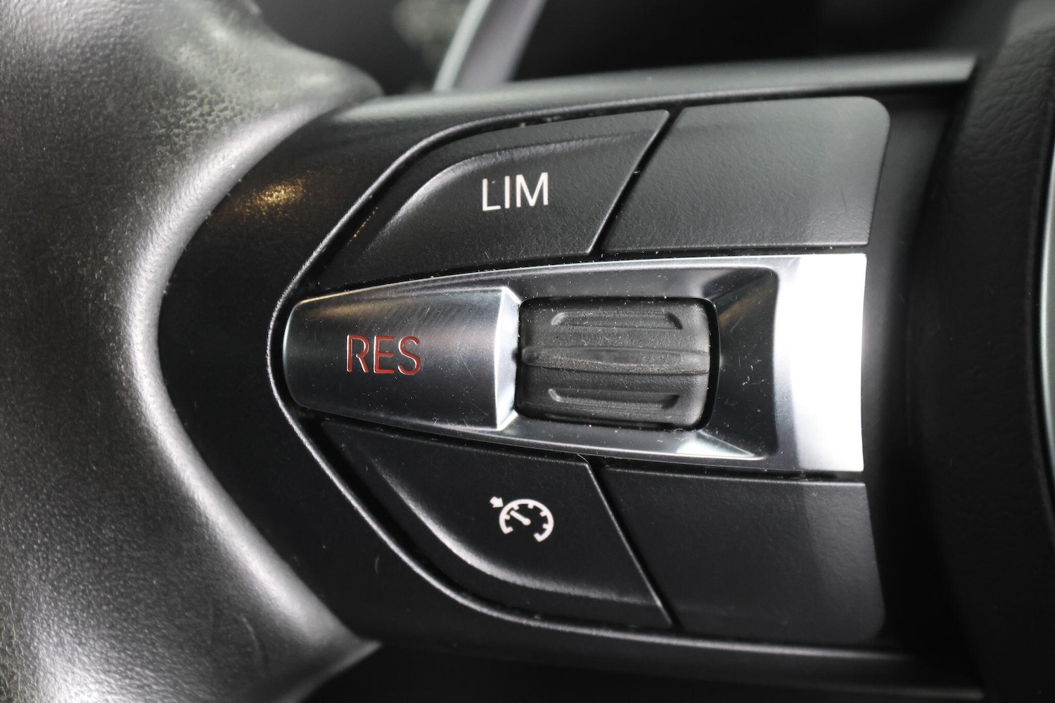 Used BMW 3 Series 2017 for sale - 77253955: Photo 27