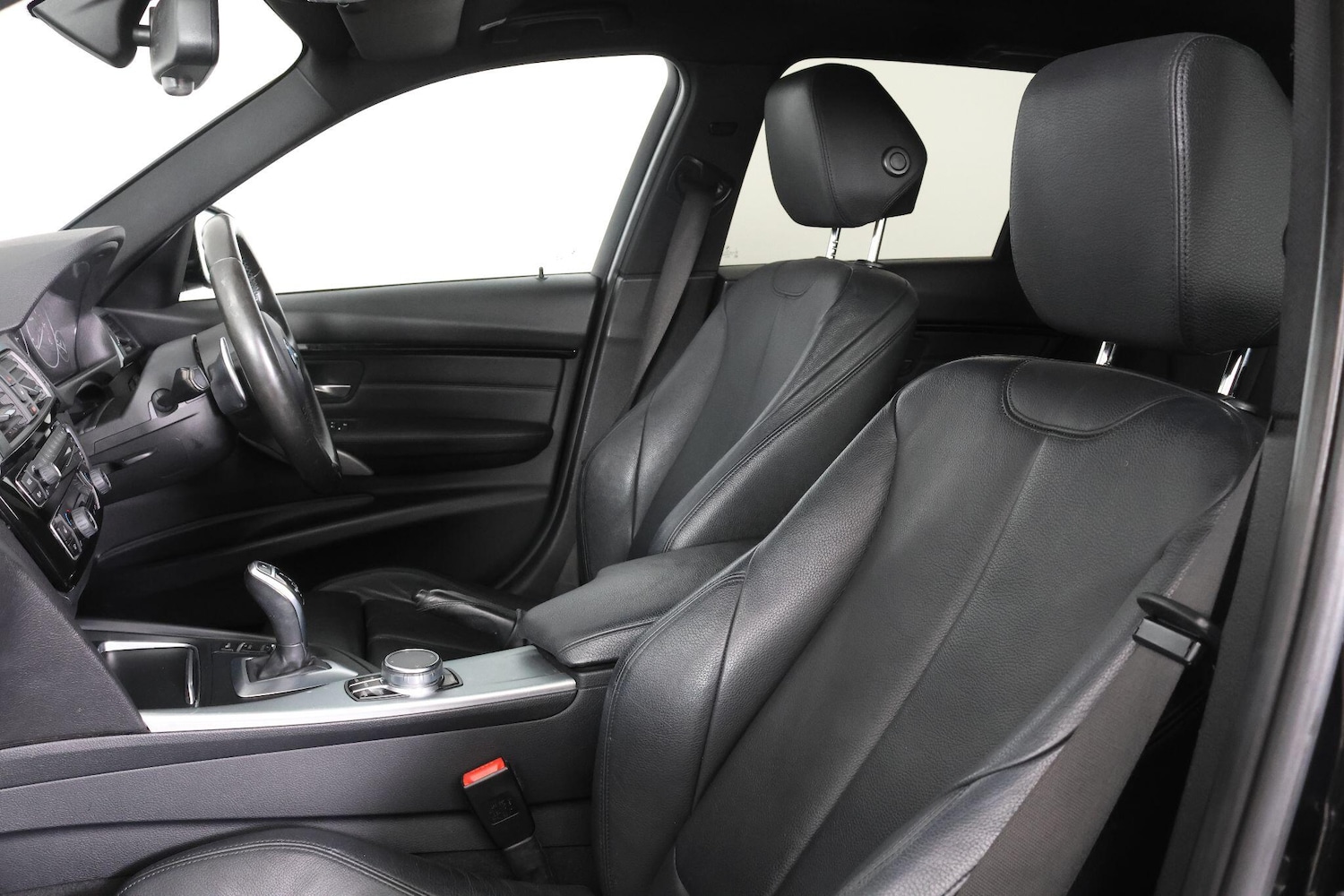 Used BMW 3 Series 2017 for sale - 77253955: Photo 56