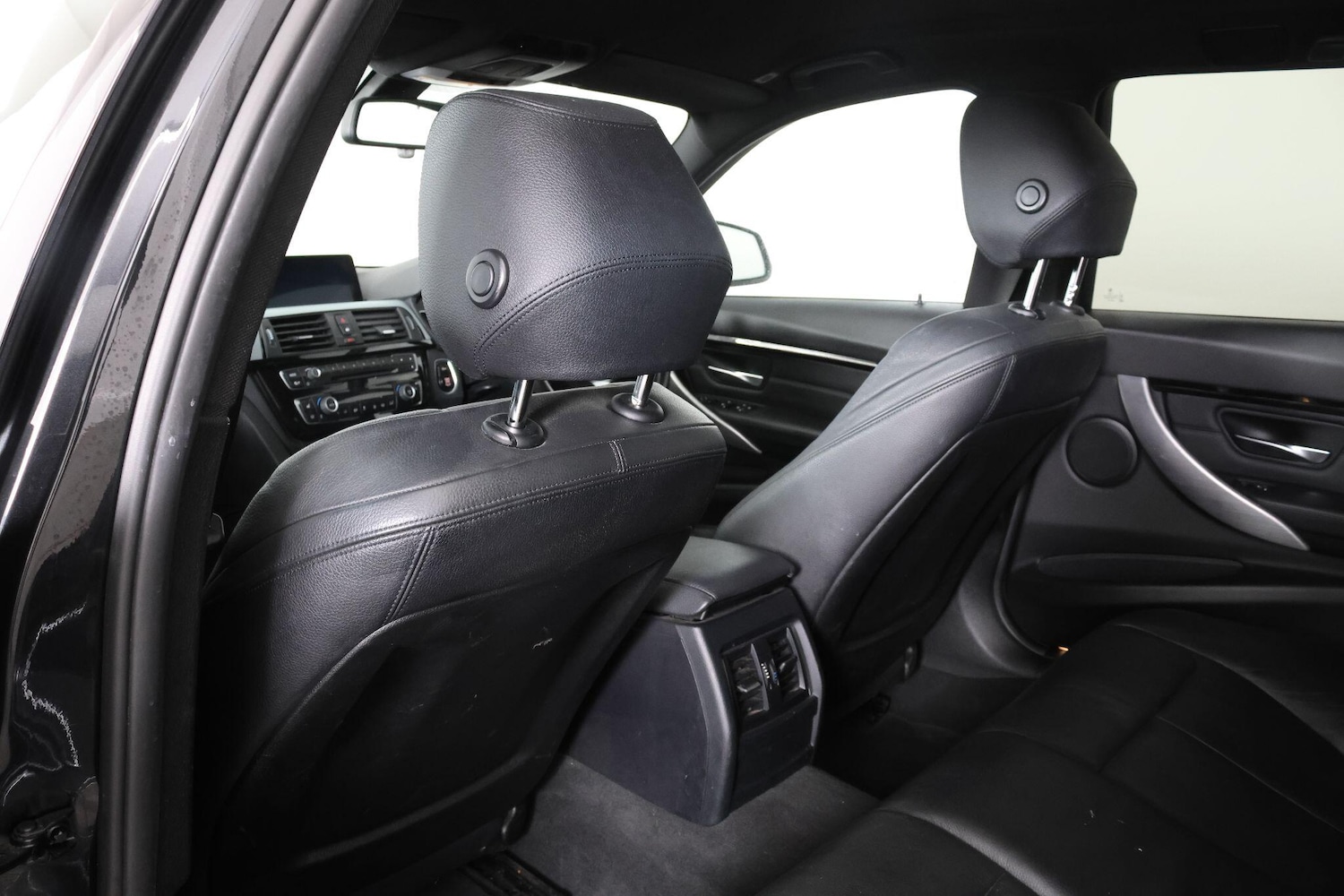 Used BMW 3 Series 2017 for sale - 77253955: Photo 60