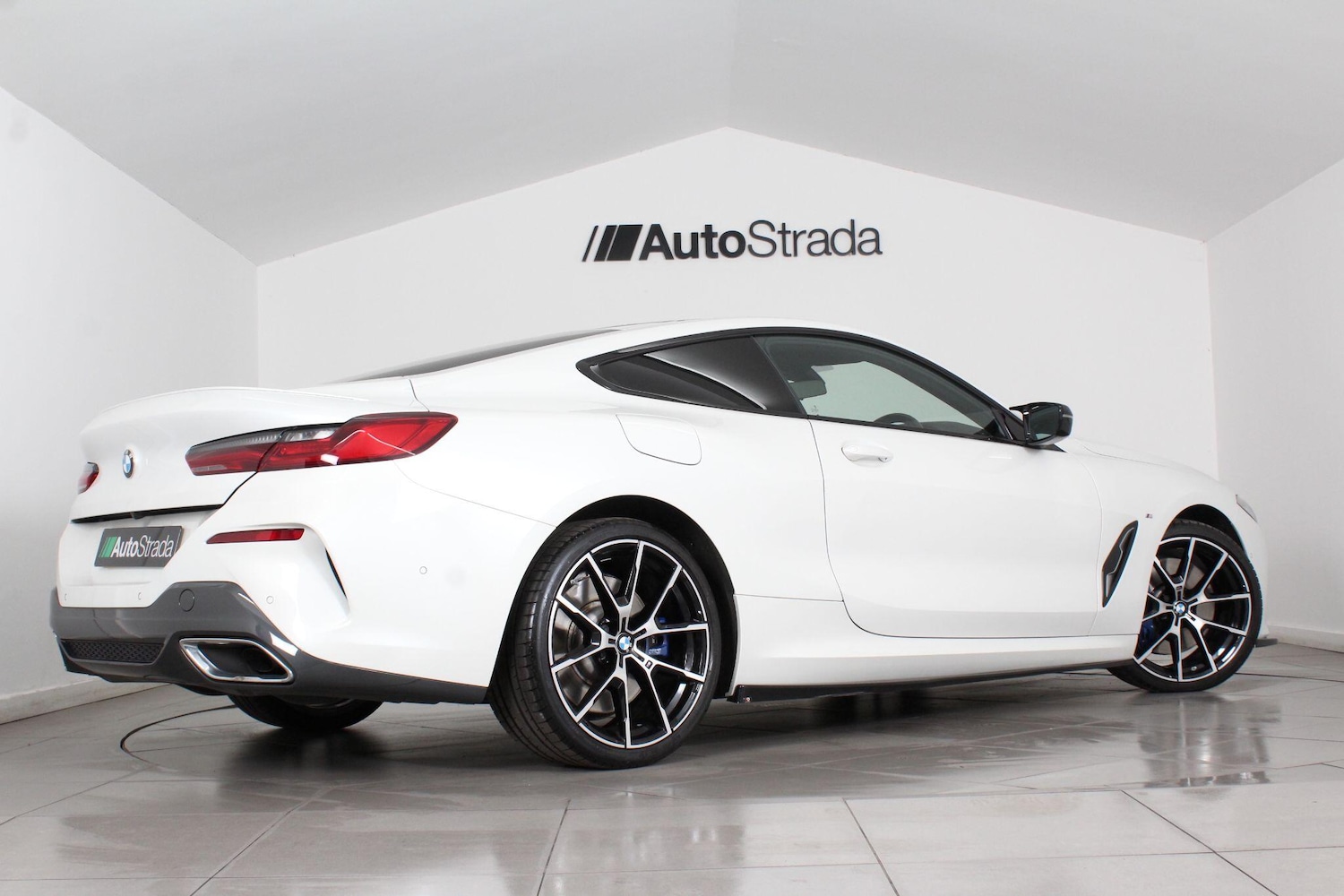 Used BMW 8 Series 2019 for sale - 76993117: Photo 12