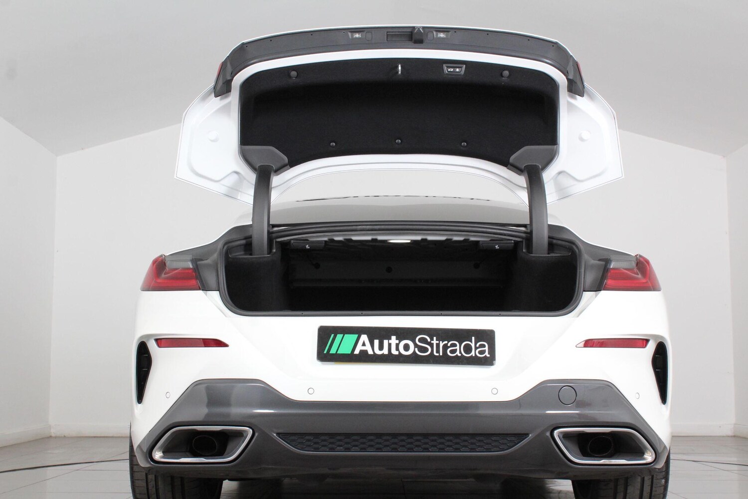 Used BMW 8 Series 2019 for sale - 76993117: Photo 20