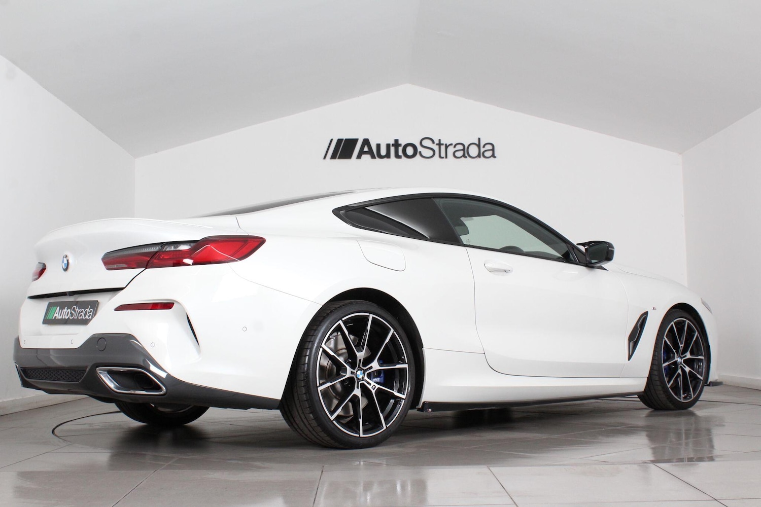 Used BMW 8 Series 2019 for sale - 76993117: Photo 21