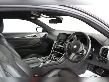 Used BMW 8 Series 2019 for sale - 76993117: Photo