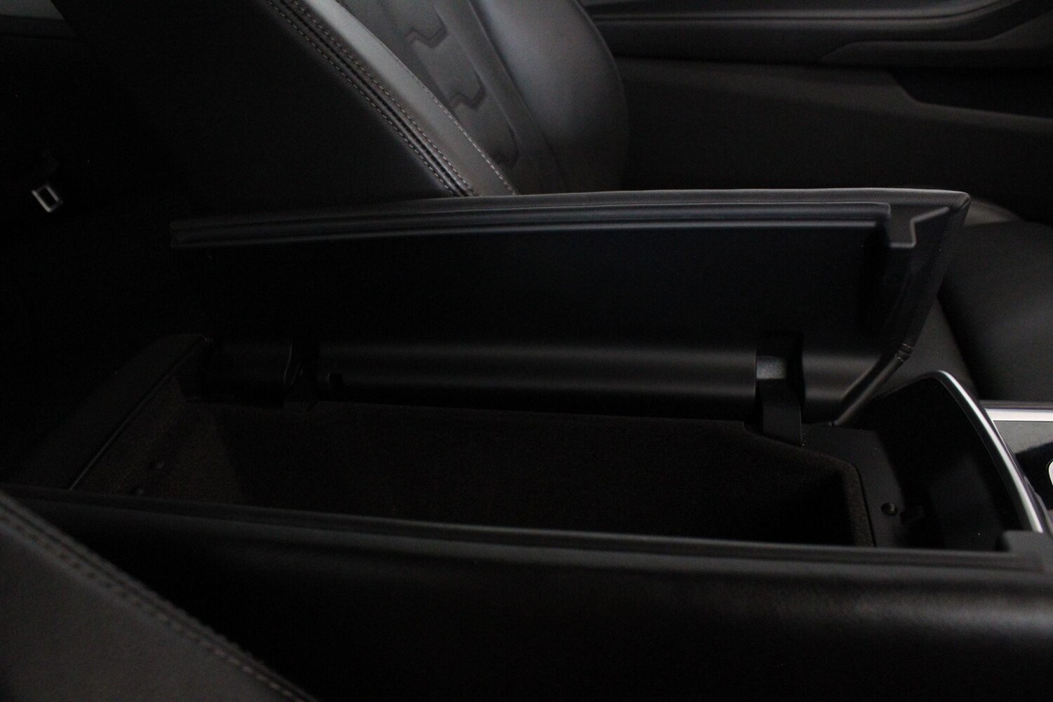 Used BMW 8 Series 2019 for sale - 76993117: Photo 44