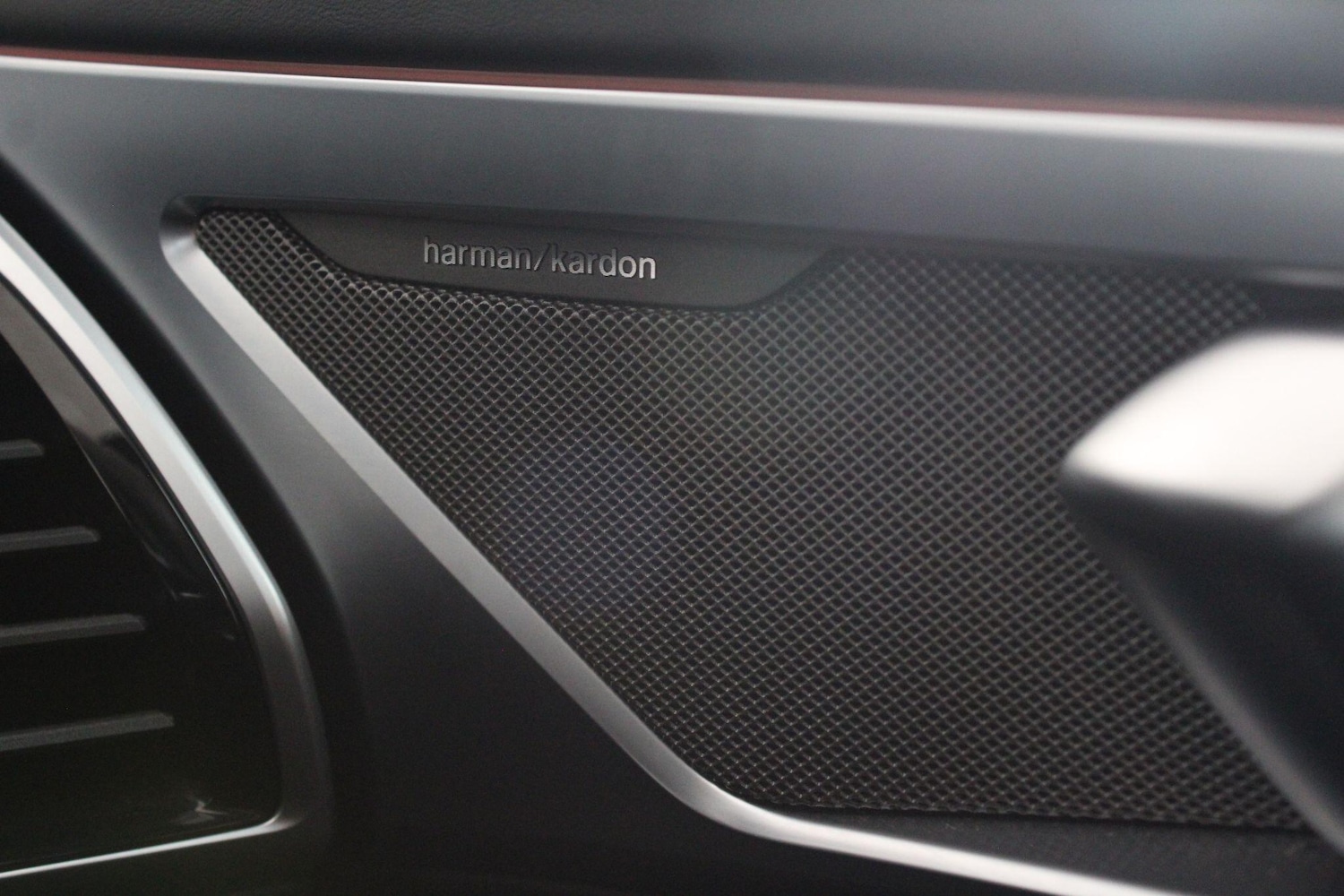 Used BMW 8 Series 2019 for sale - 76993117: Photo 45