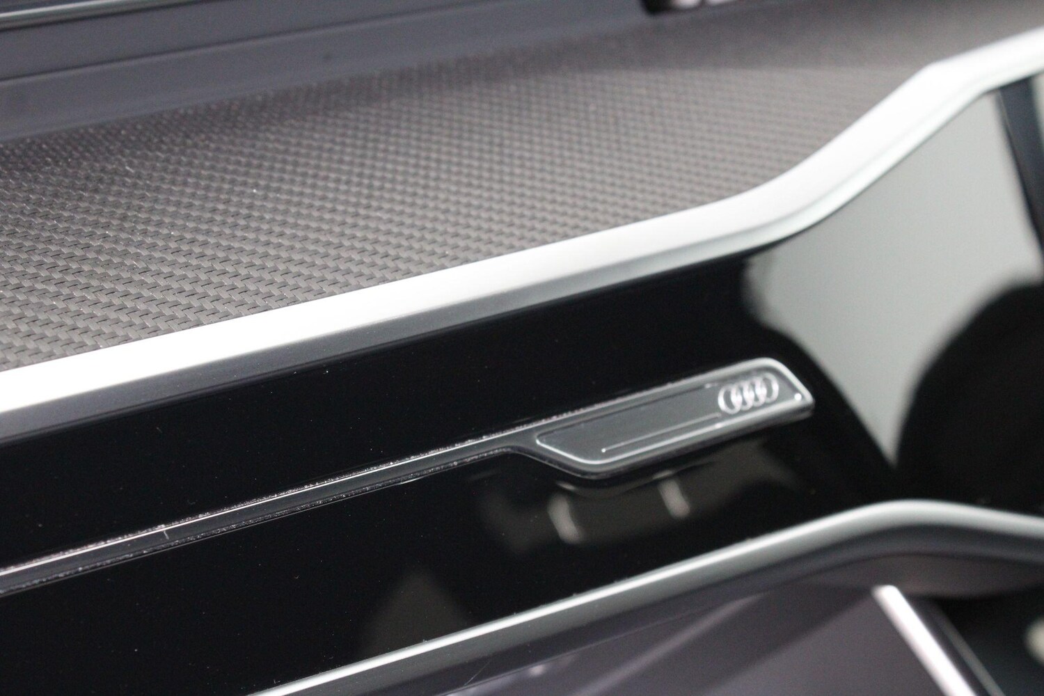 Used Audi A6 Avant for sale - 76994732: Photo 46