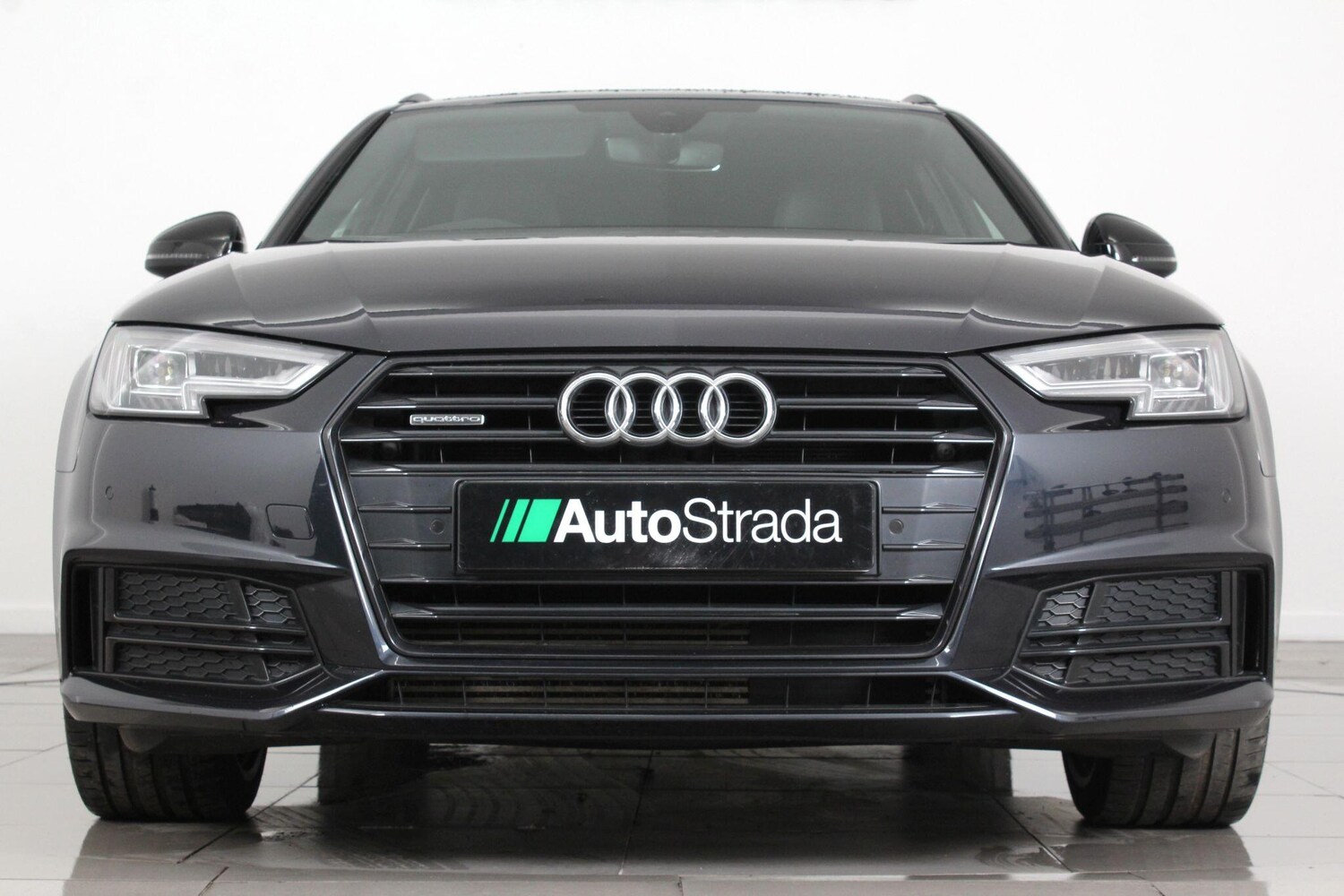 Used Audi A4 Avant for sale - 76997829: Photo 17