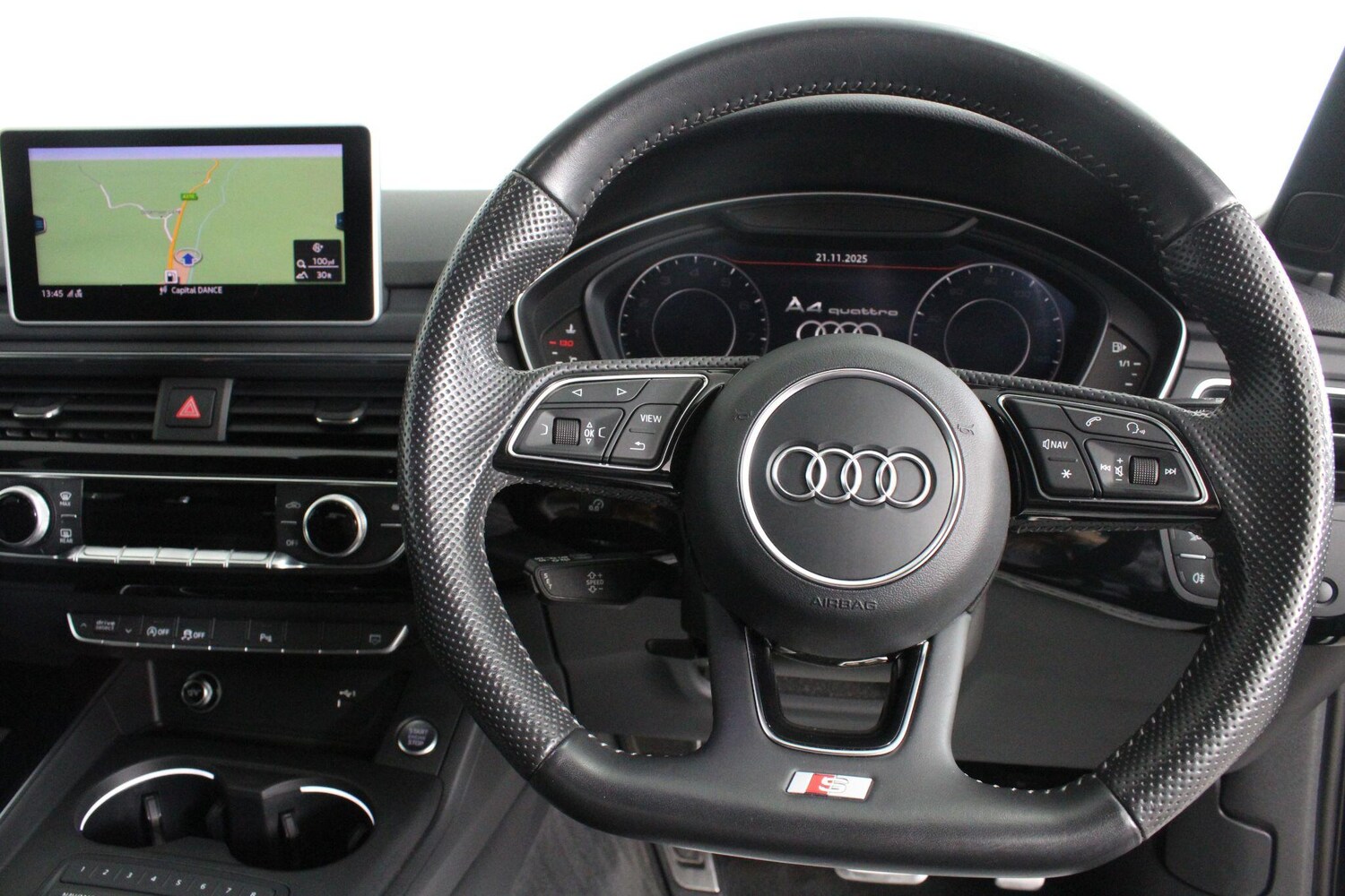 Used Audi A4 Avant for sale - 76997829: Photo 24