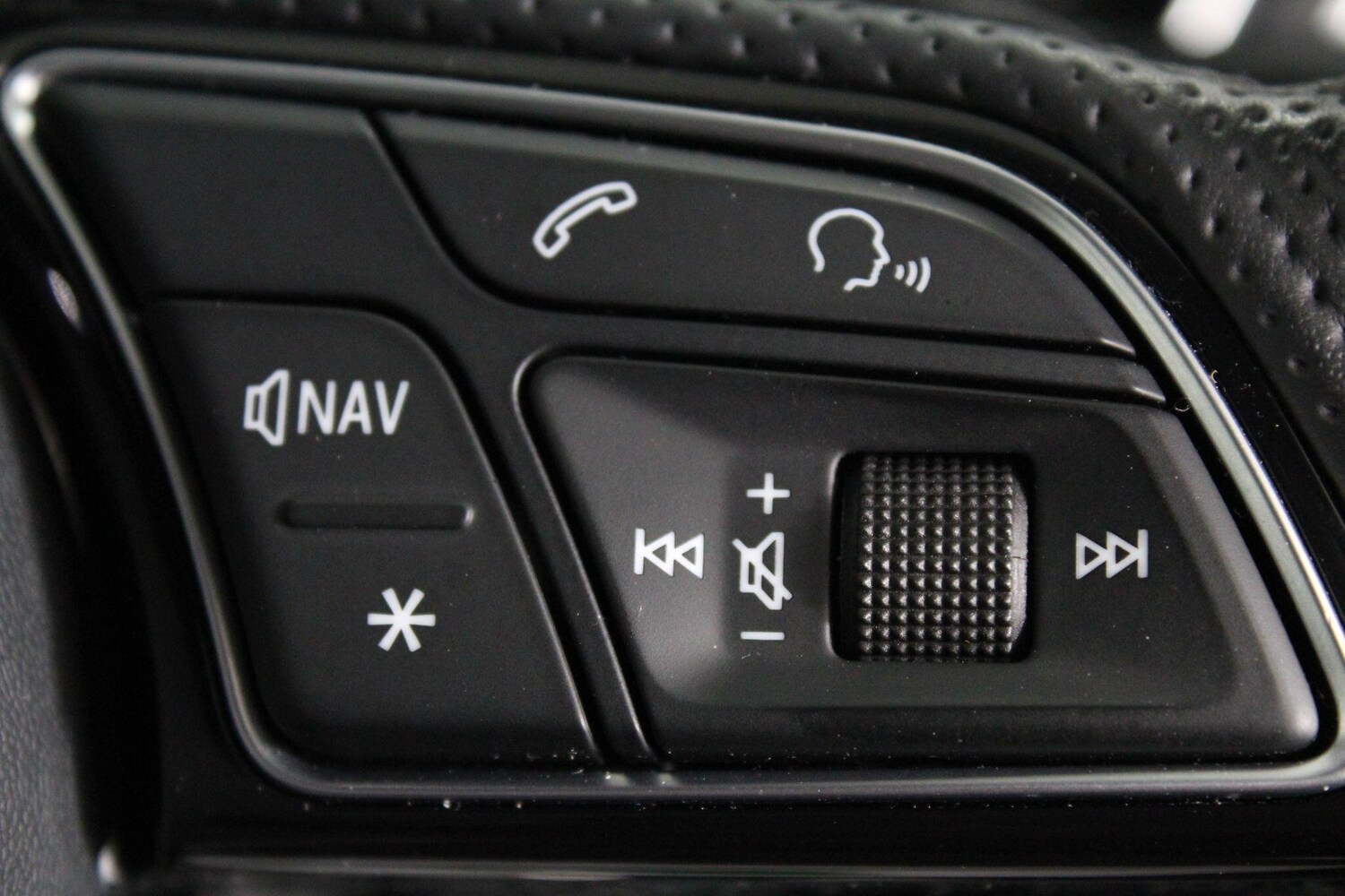 Used Audi A4 Avant for sale - 76997829: Photo 31