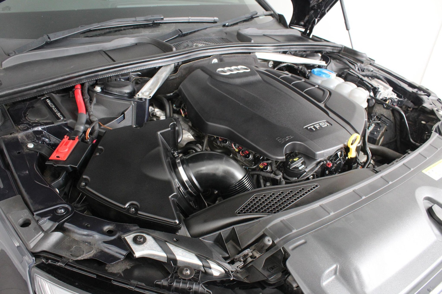 Used Audi A4 Avant for sale - 76997829: Photo 95