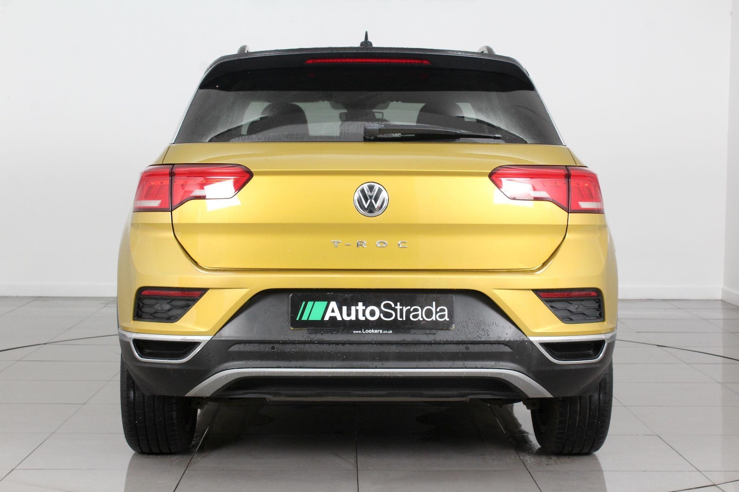 Used Volkswagen T-Roc for sale - 76995943: Photo 12