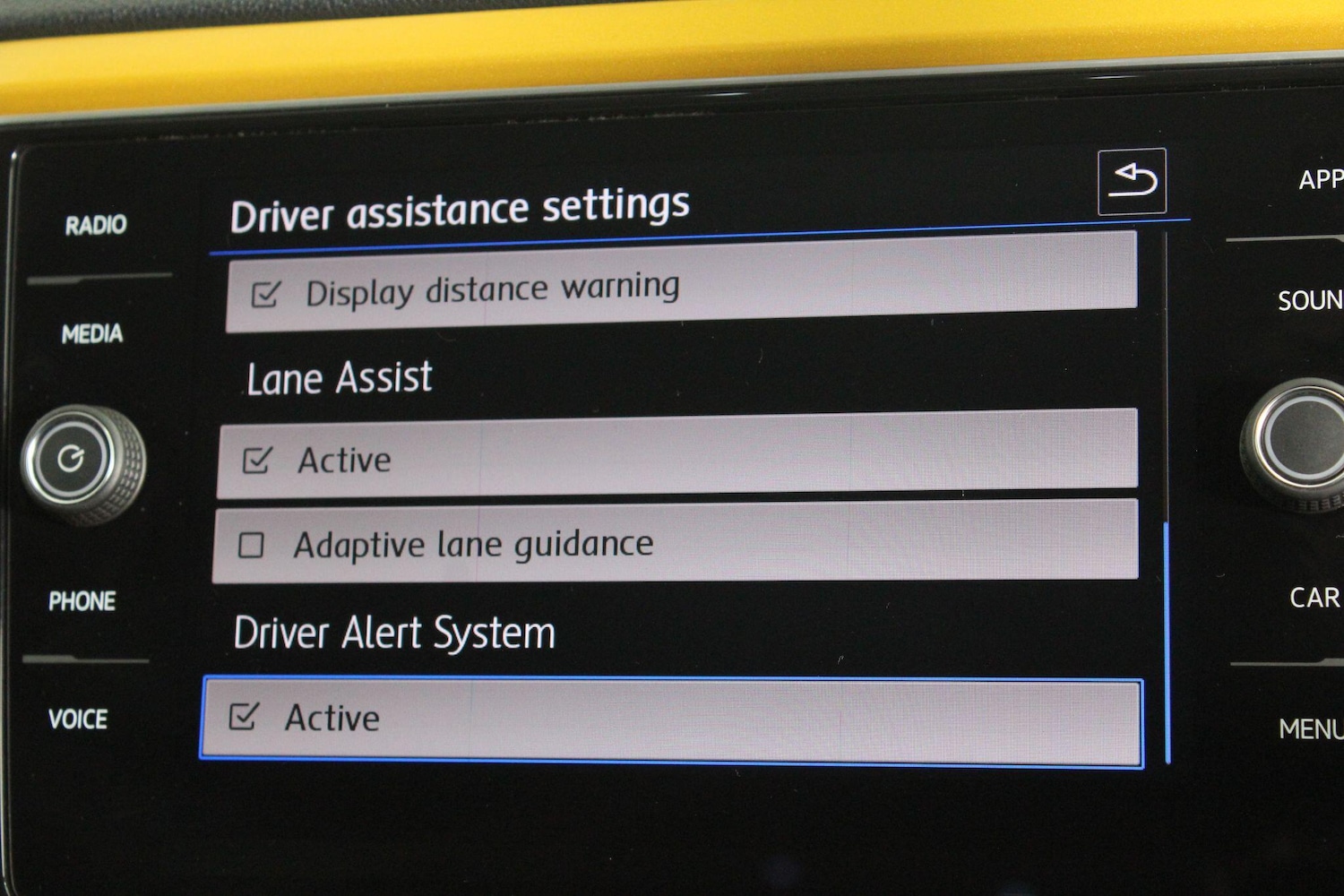 Used Volkswagen T-Roc for sale - 76995943: Photo 37