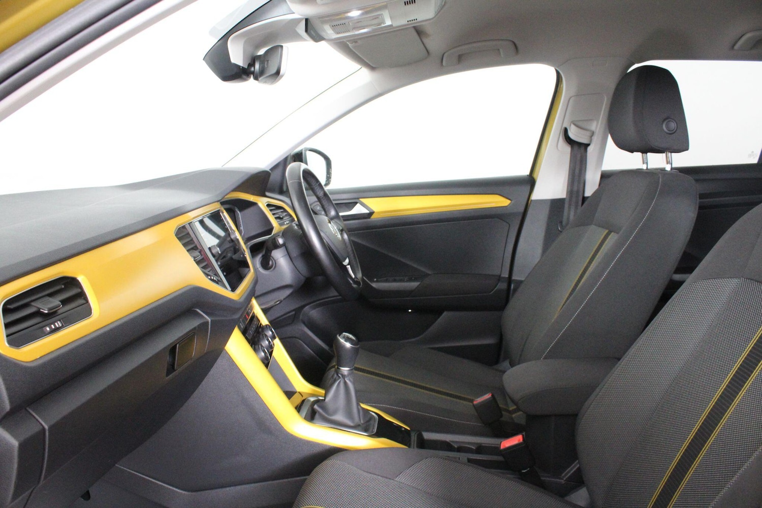 Used Volkswagen T-Roc for sale - 76995943: Photo 49