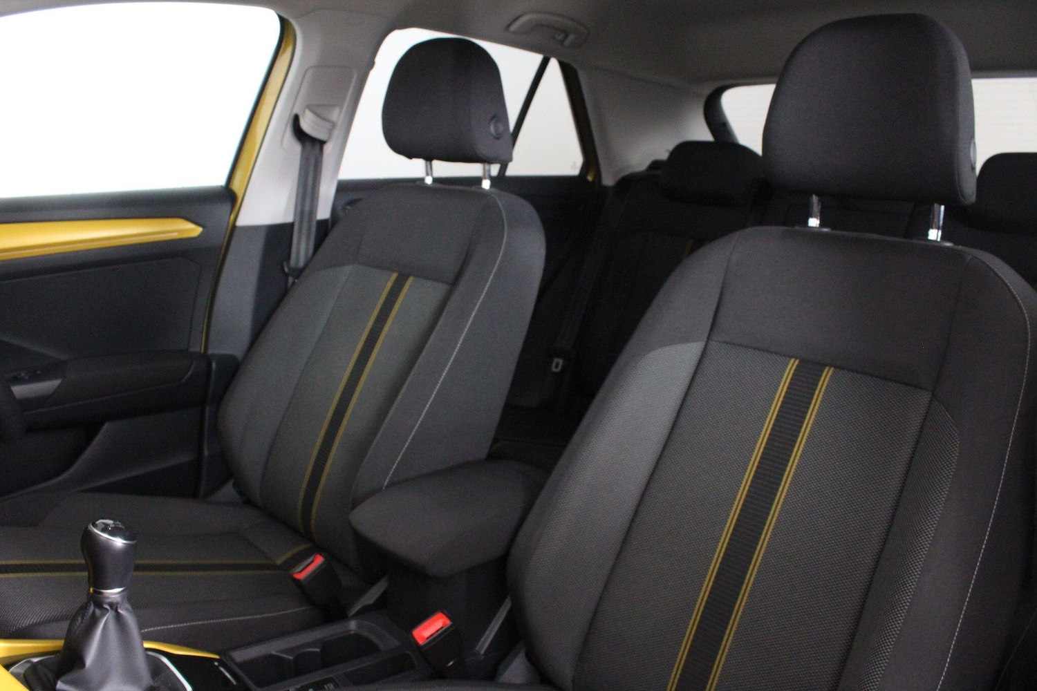 Used Volkswagen T-Roc for sale - 76995943: Photo 50