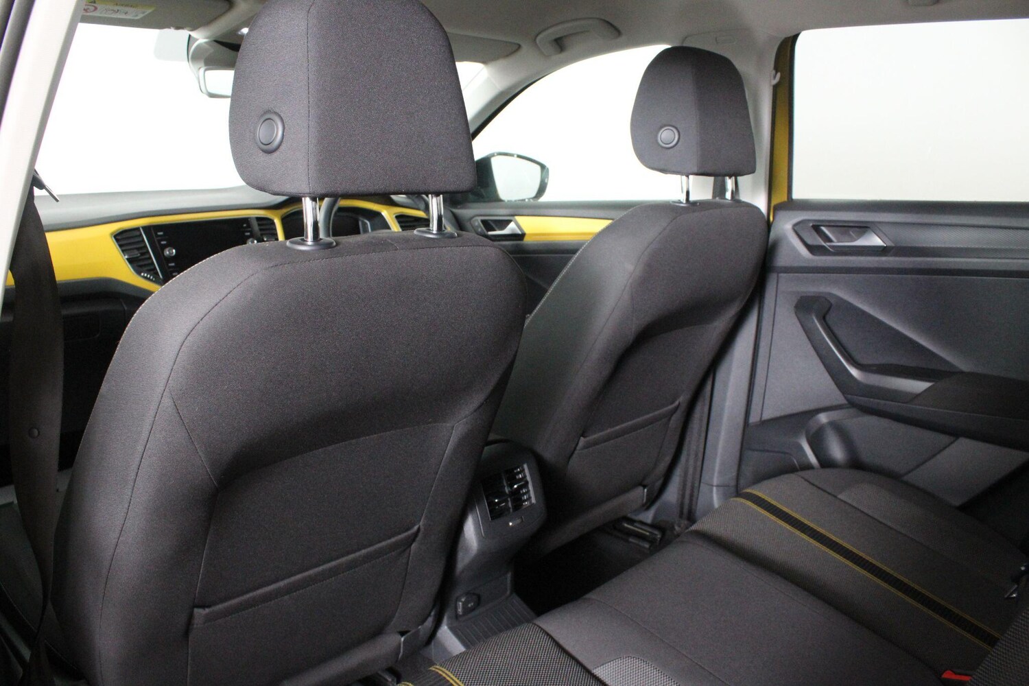 Used Volkswagen T-Roc for sale - 76995943: Photo 54