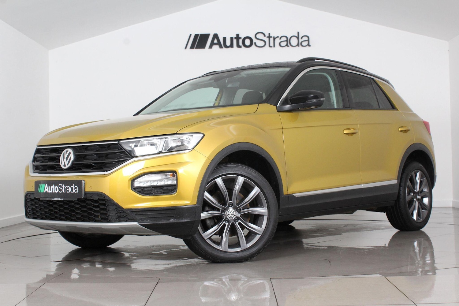 Used Volkswagen T-Roc for sale - 76995943: Photo 6