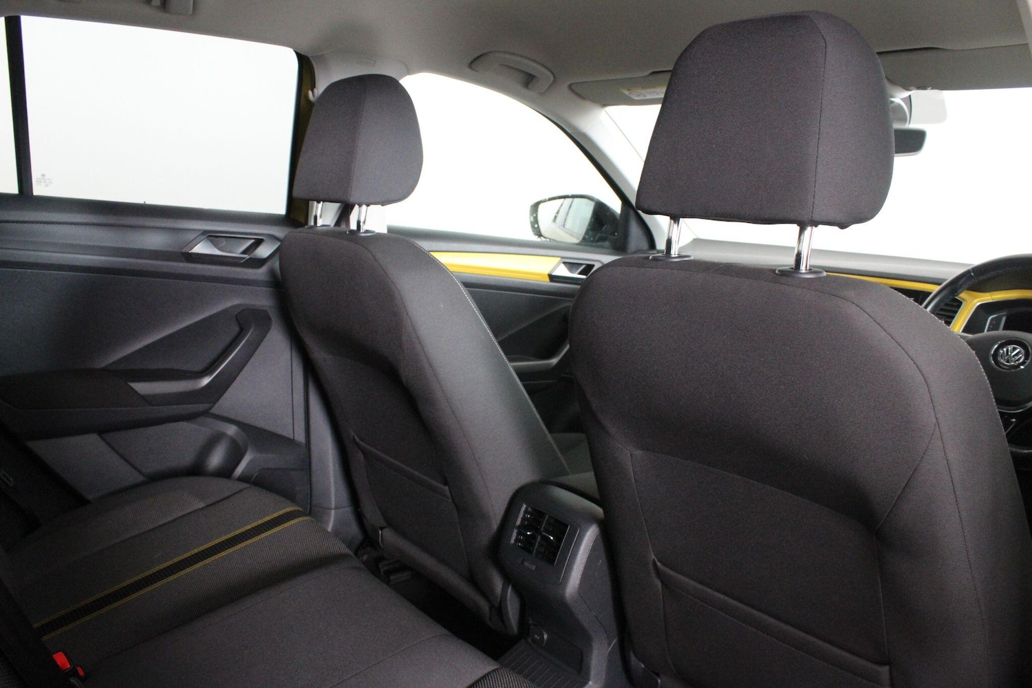 Used Volkswagen T-Roc for sale - 76995943: Photo 60