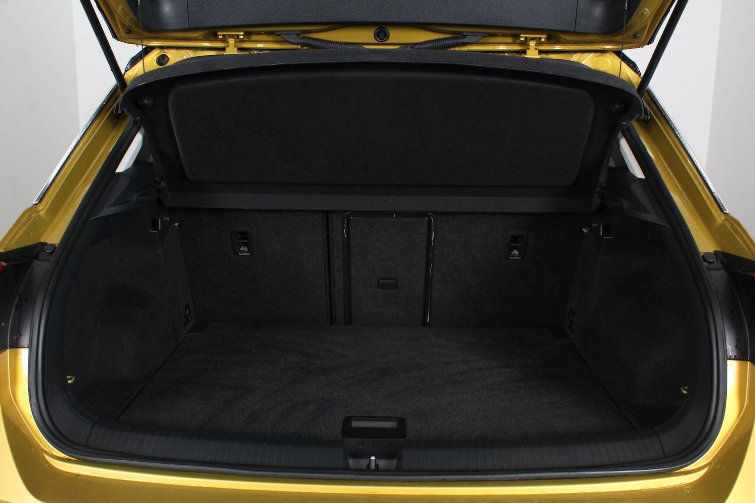 Used Volkswagen T-Roc for sale - 76995943: Photo 68