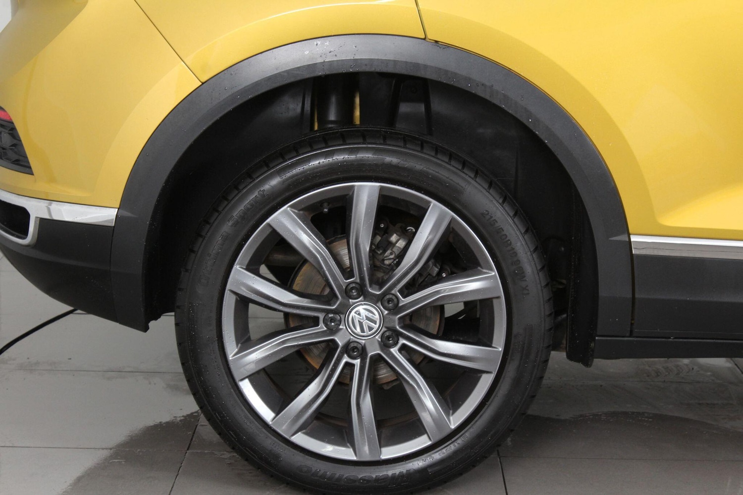 Used Volkswagen T-Roc for sale - 76995943: Photo 70