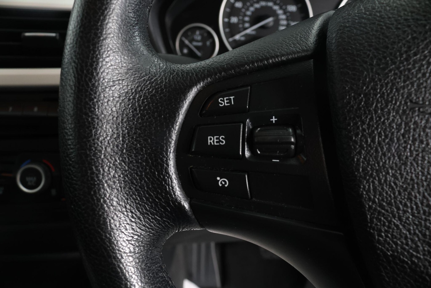 Used BMW 3 Series for sale - 77279920: Photo 17