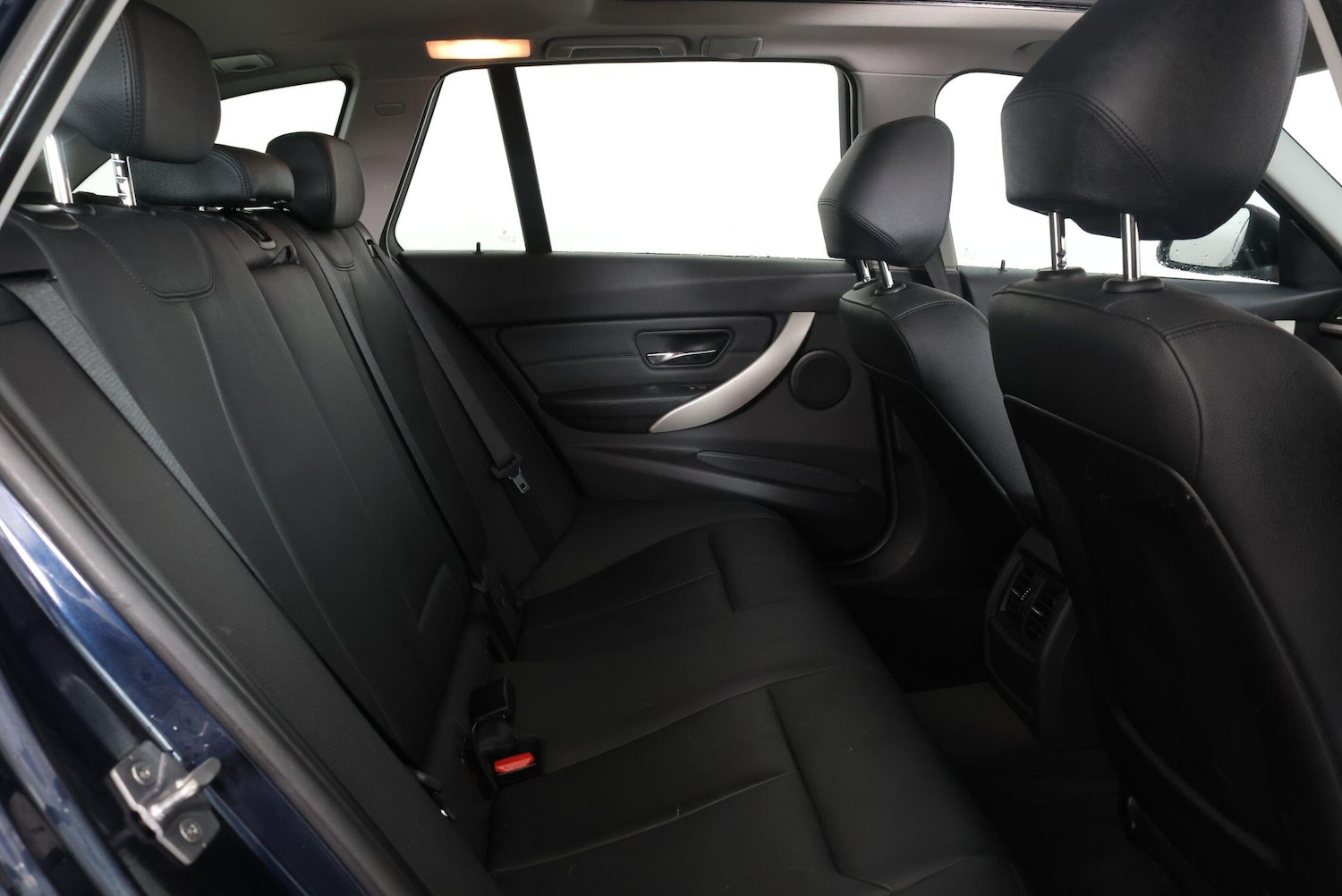 Used BMW 3 Series for sale - 77279920: Photo 51