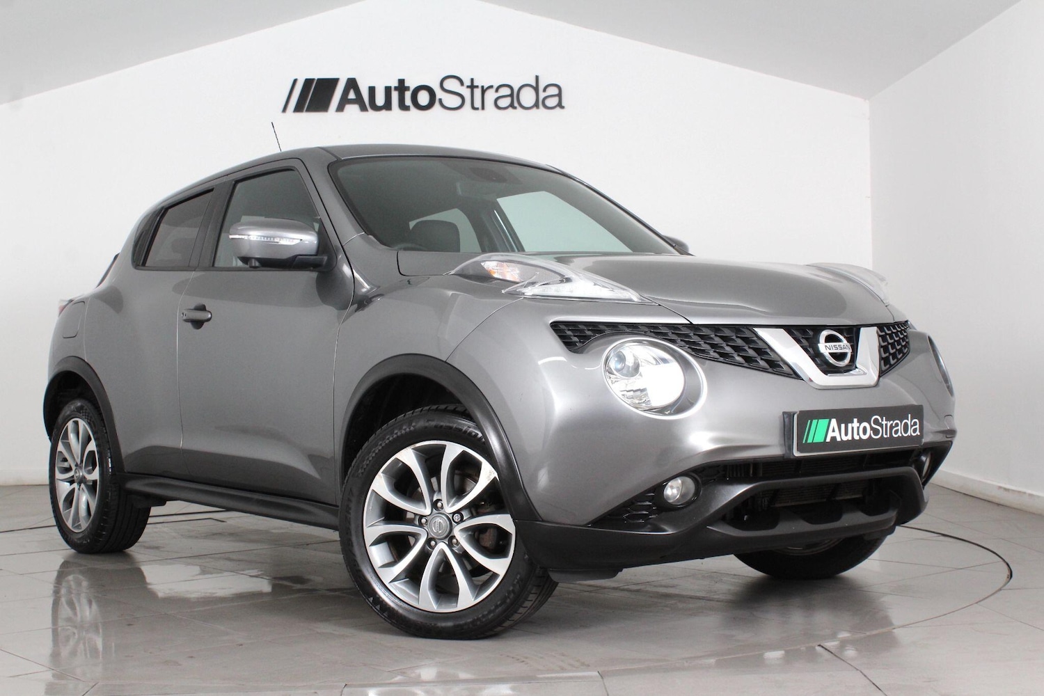 Used Nissan Juke 2016 for sale - 77351615: Photo 1