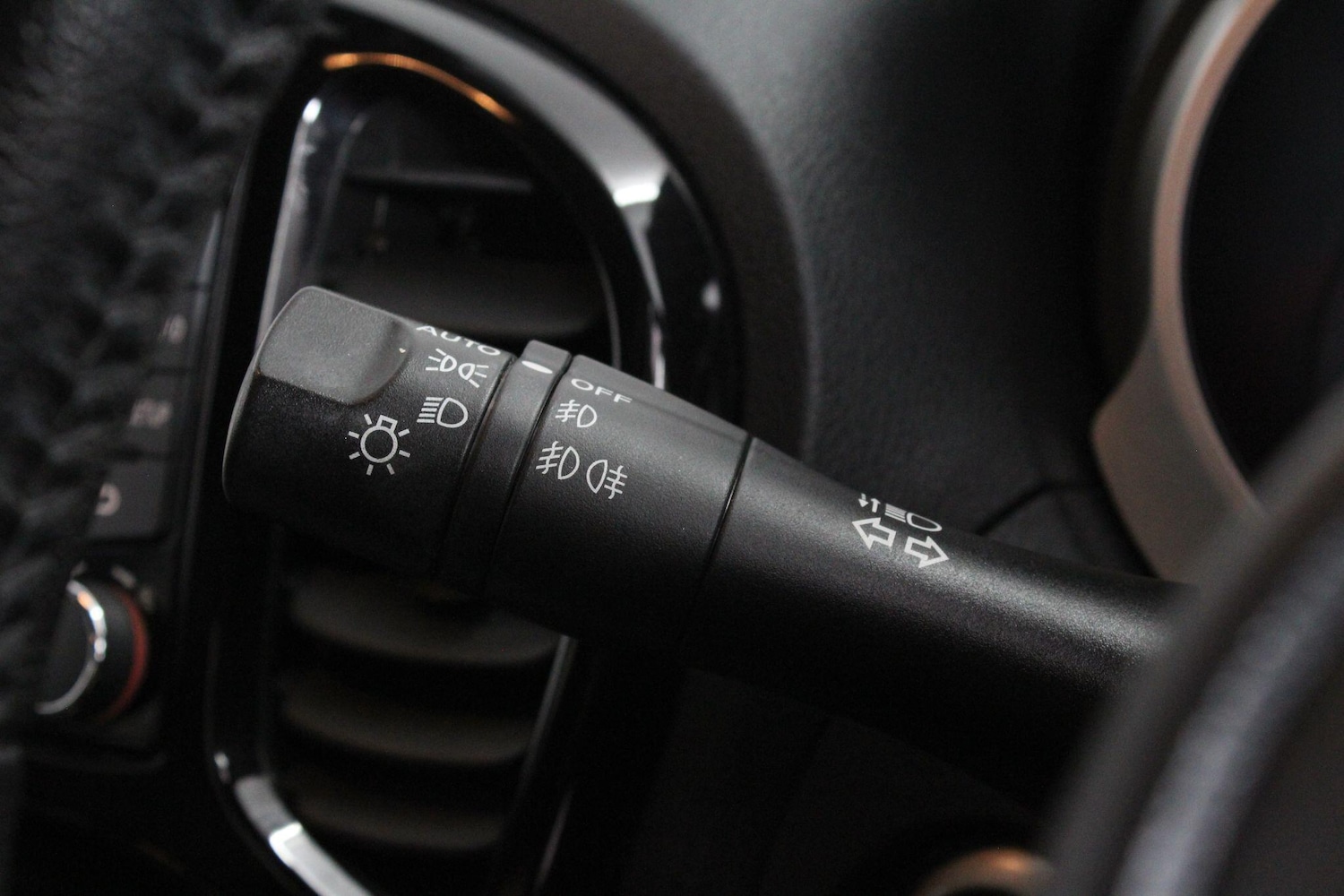 Used Nissan Juke 2016 for sale - 77351615: Photo 24