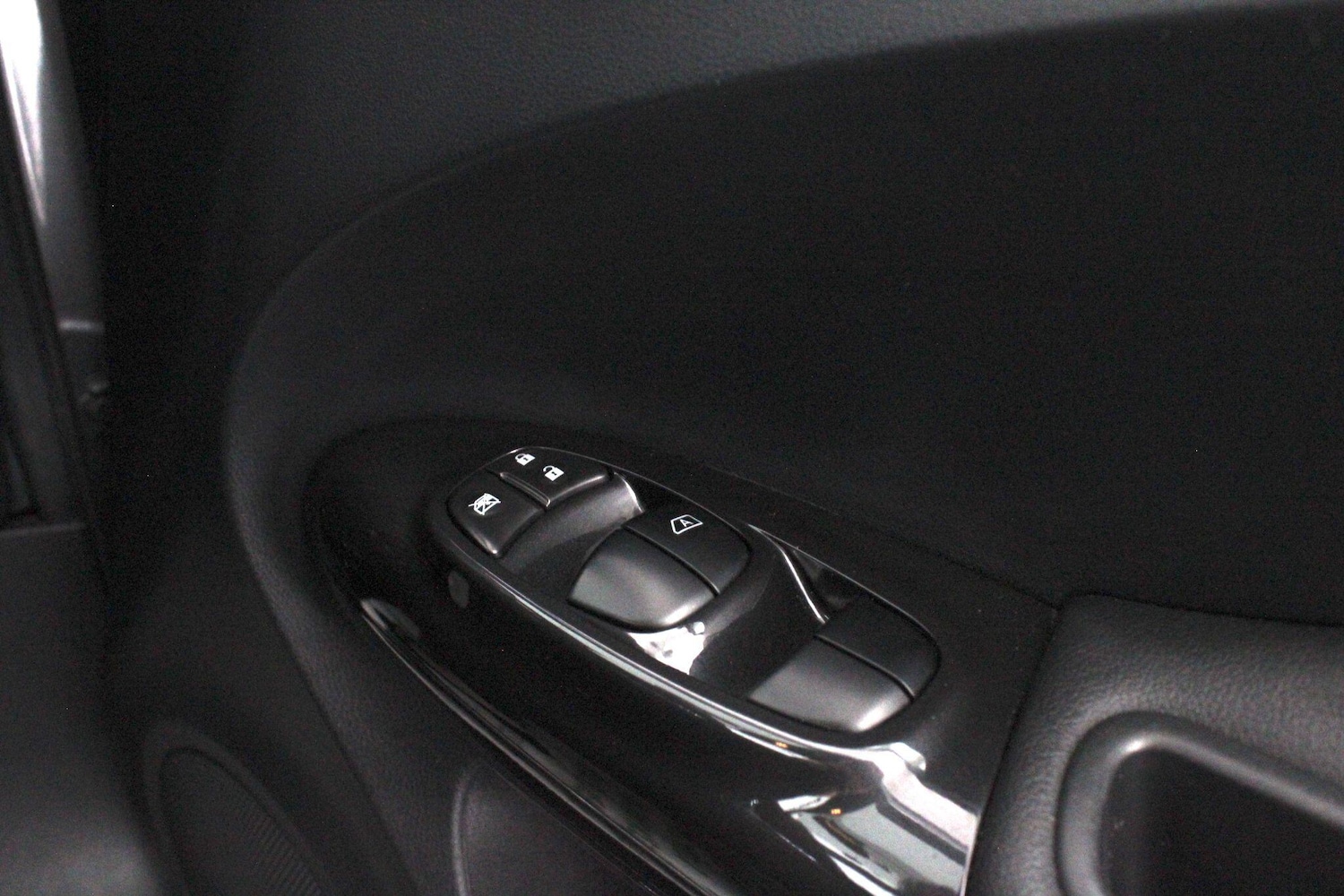 Used Nissan Juke 2016 for sale - 77351615: Photo 41