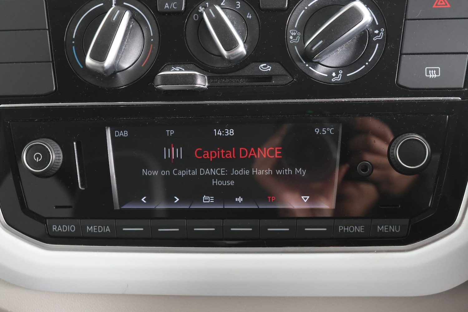 Used Volkswagen up! 2017 for sale - 77598083: Photo 26