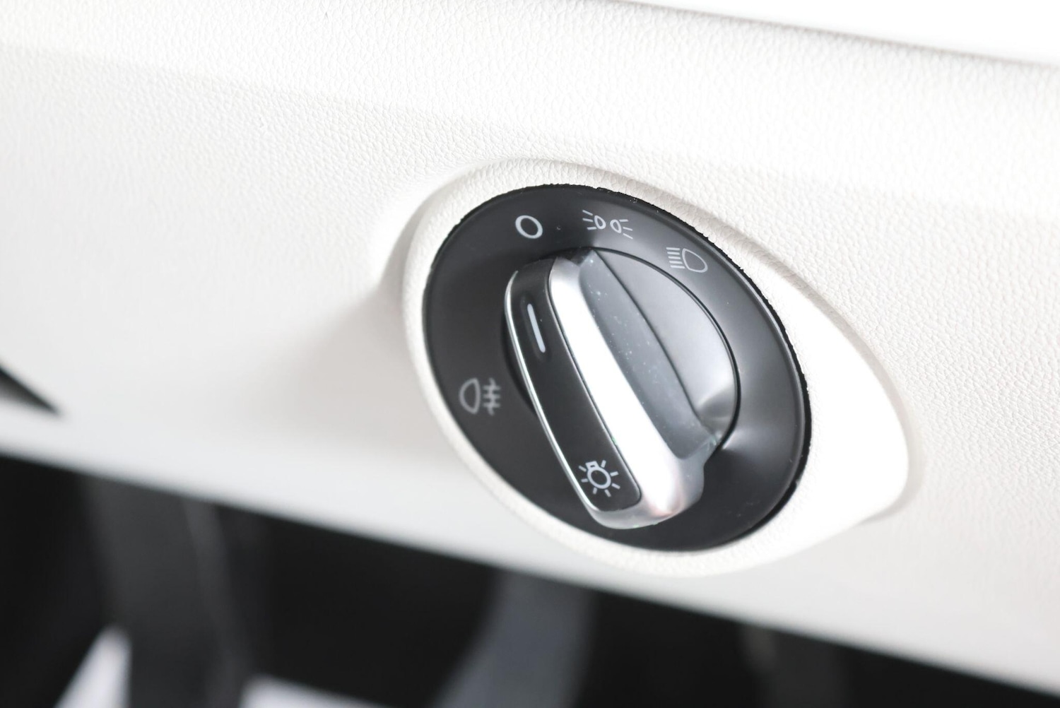 Used Volkswagen up! 2017 for sale - 77598083: Photo 35