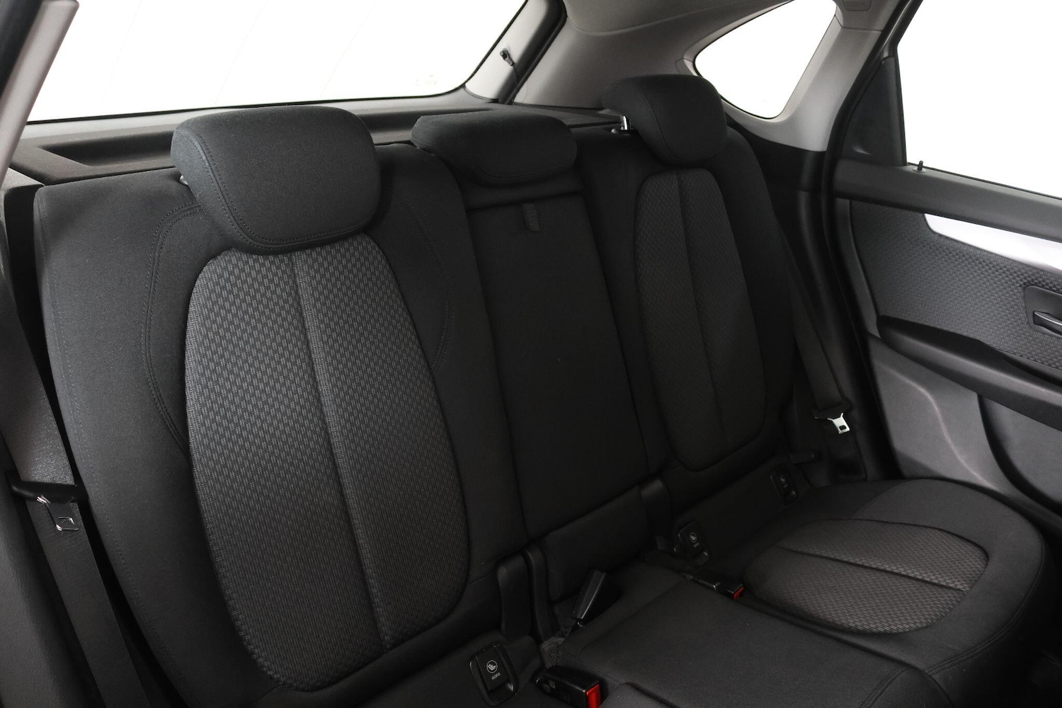 Used BMW 2 Series 2017 for sale - 77156370: Photo 64