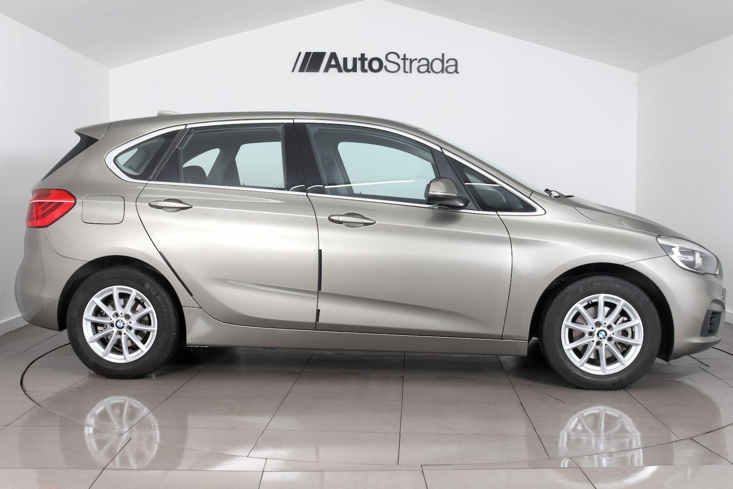 Used BMW 2 Series 2017 for sale - 77156370: Photo 7