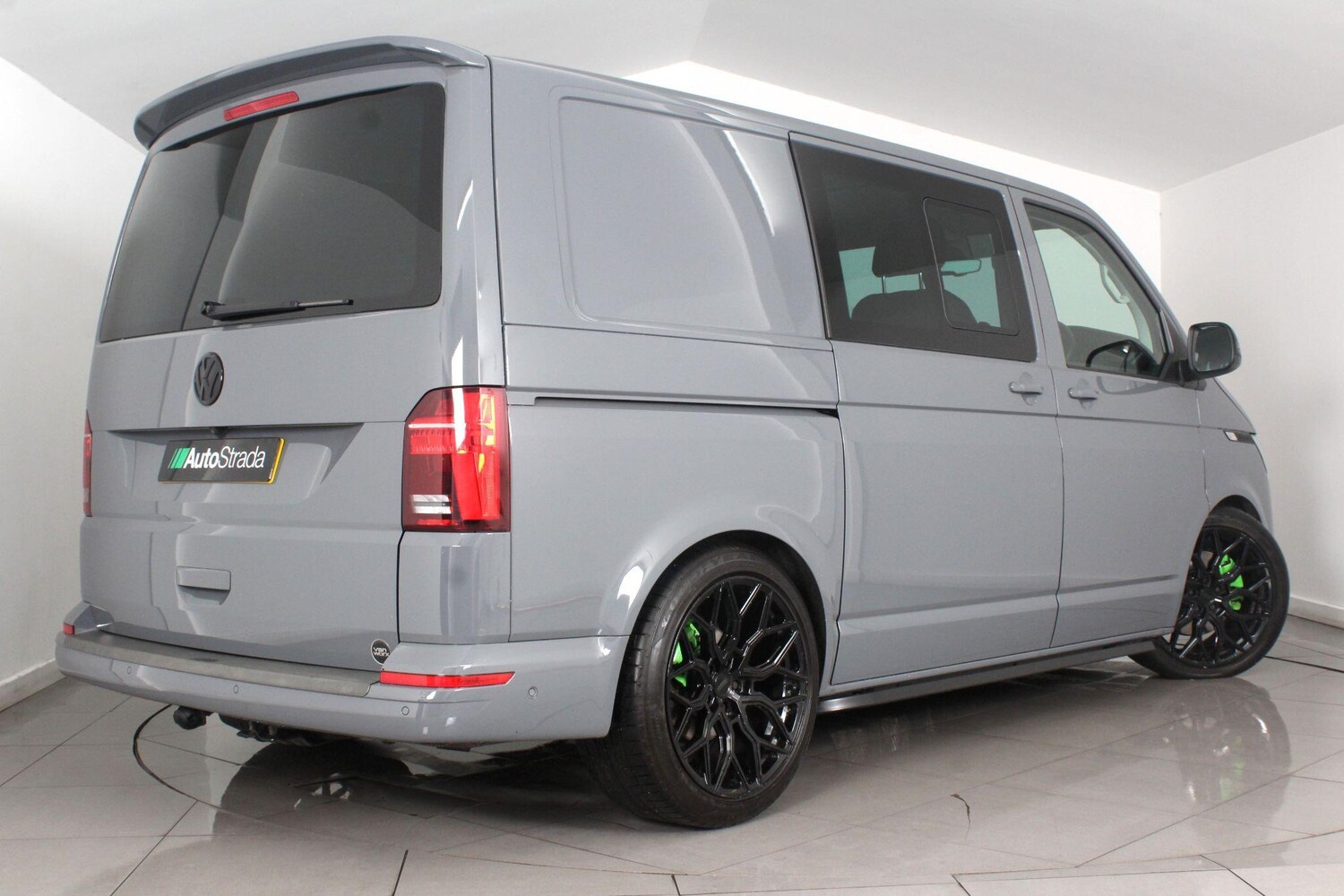 Used Volkswagen Transporter 2023 for sale - 77021081: Photo 11