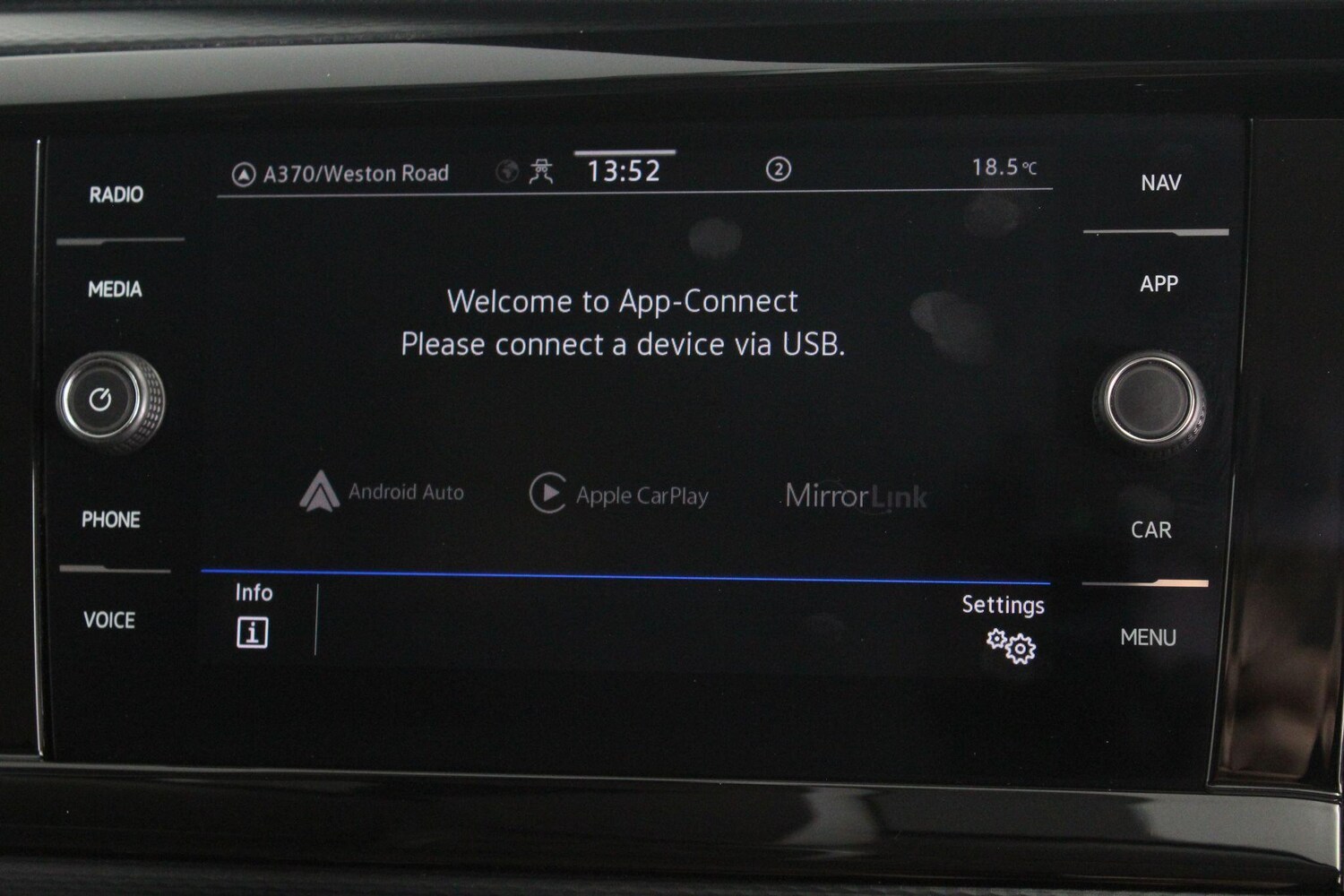 Used Volkswagen Transporter 2023 for sale - 77021081: Photo 27