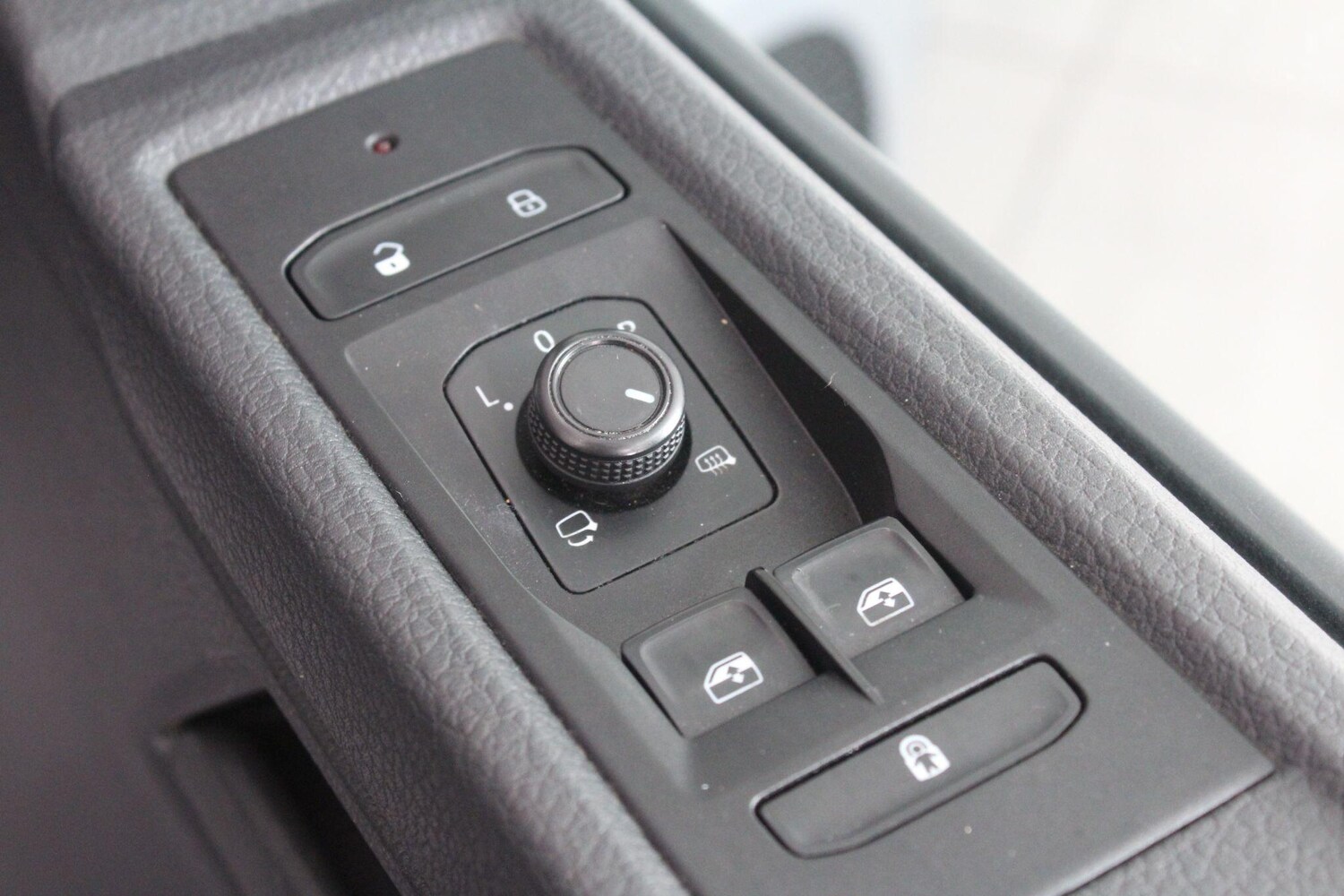 Used Volkswagen Transporter 2023 for sale - 77021081: Photo 35