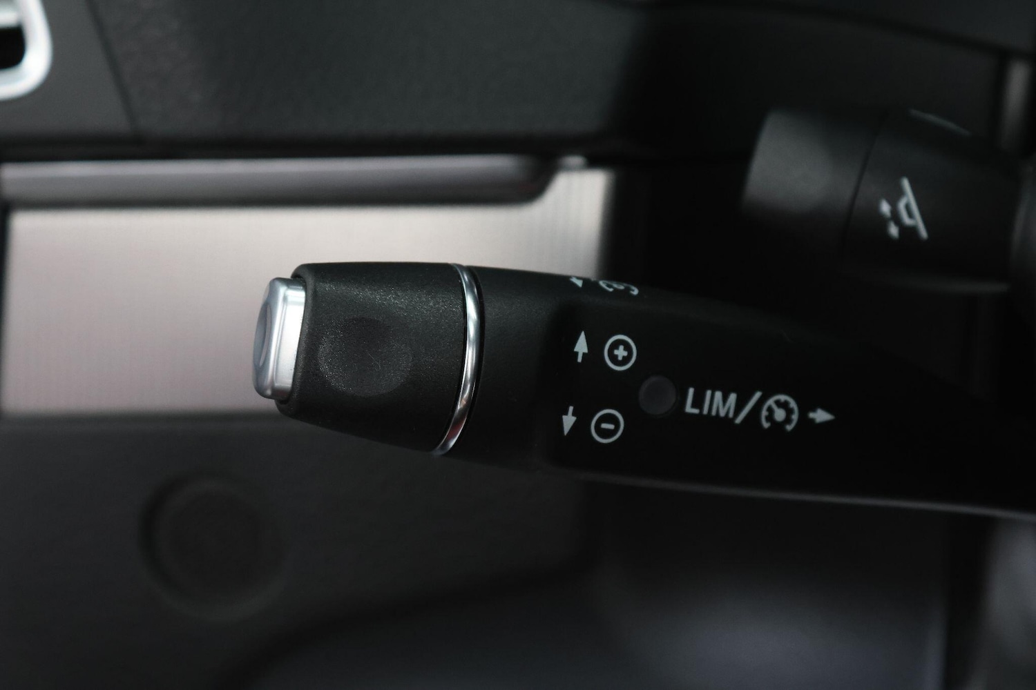 Used Mercedes-Benz E Class for sale - 77109547: Photo 32