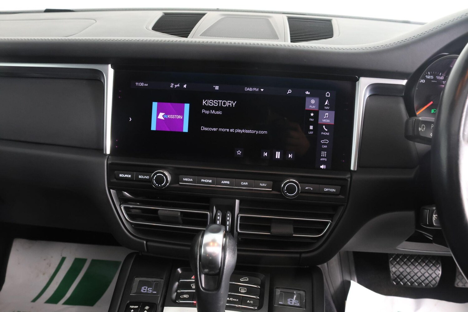 Used Porsche Macan 2021 for sale - 77646622: Photo 34