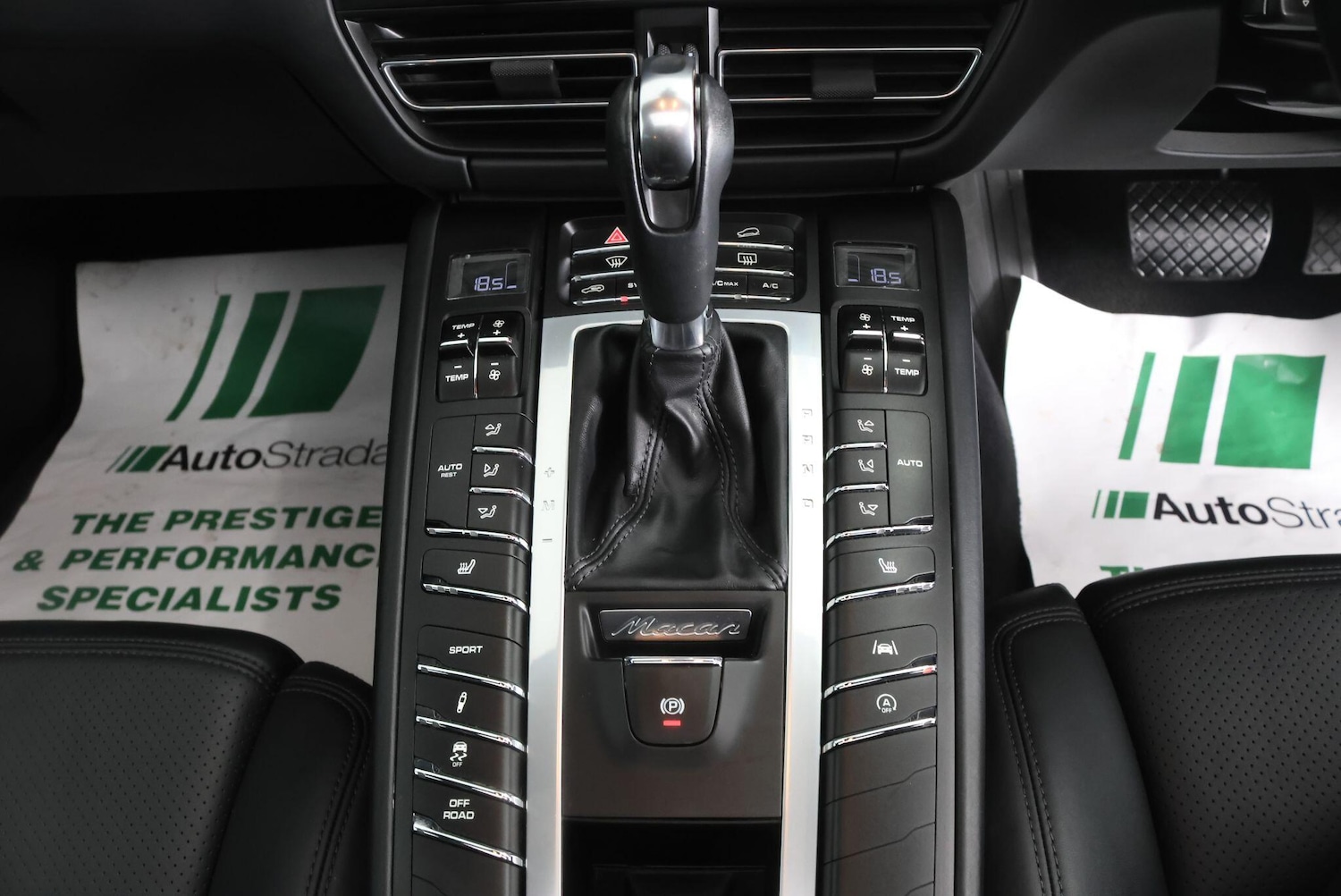 Used Porsche Macan 2021 for sale - 77646622: Photo 39