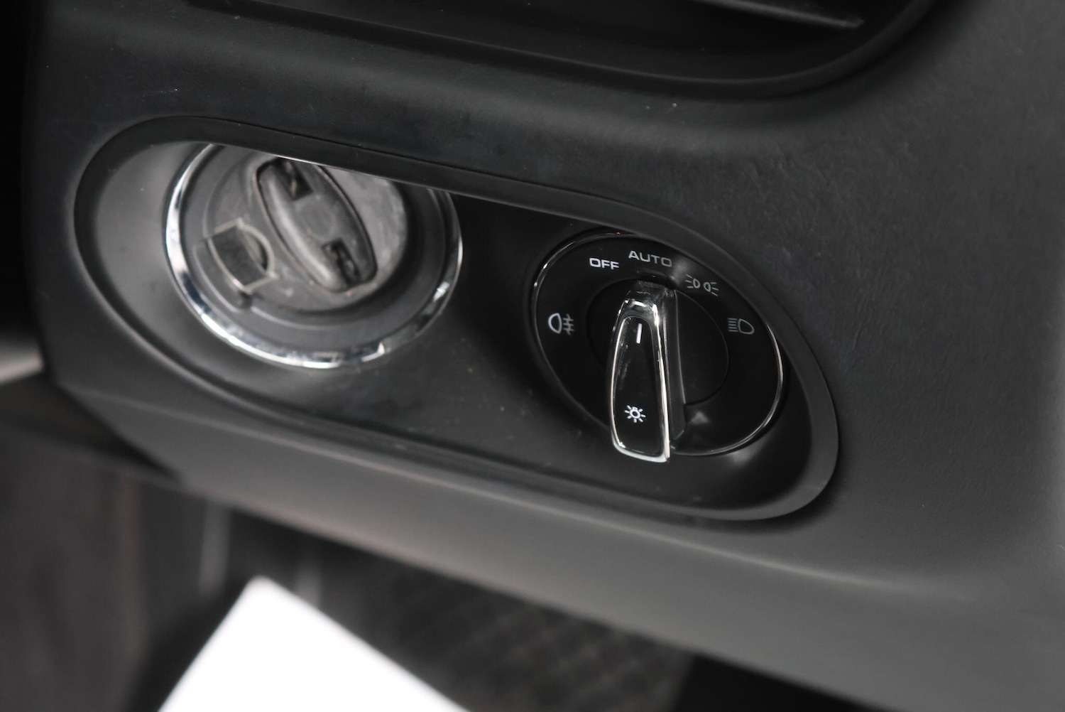 Used Porsche Macan 2021 for sale - 77646622: Photo 44