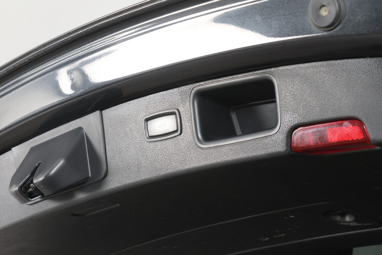 Used Porsche Macan 2021 for sale - 77646622: Photo 78