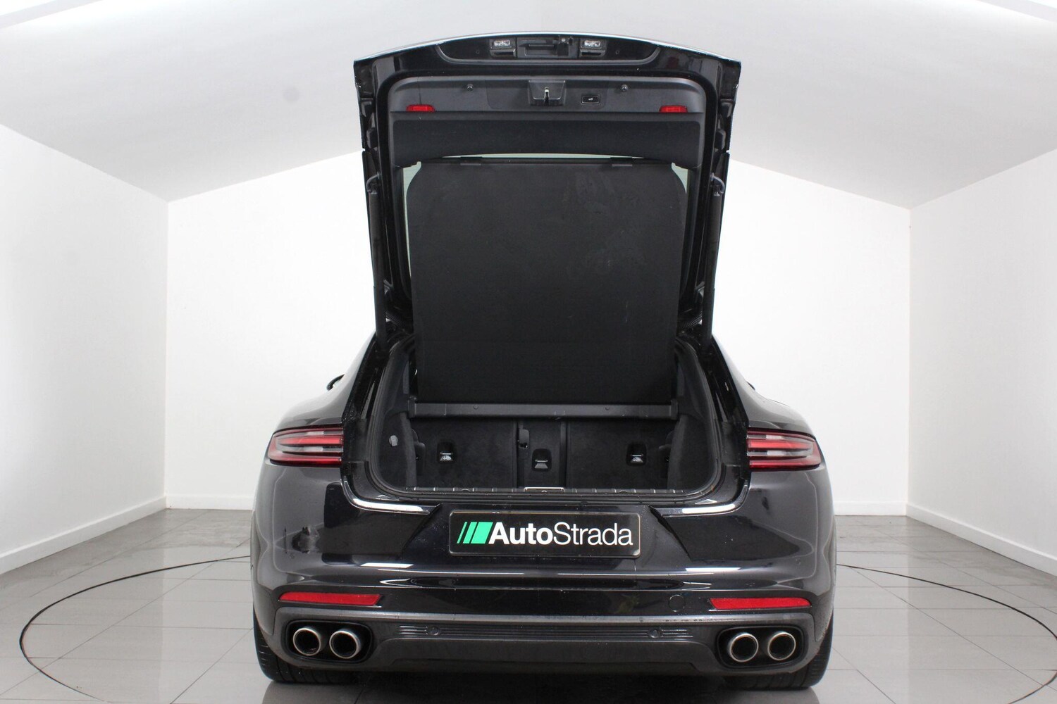 Used Porsche Panamera 2020 for sale - 76990497: Photo 20