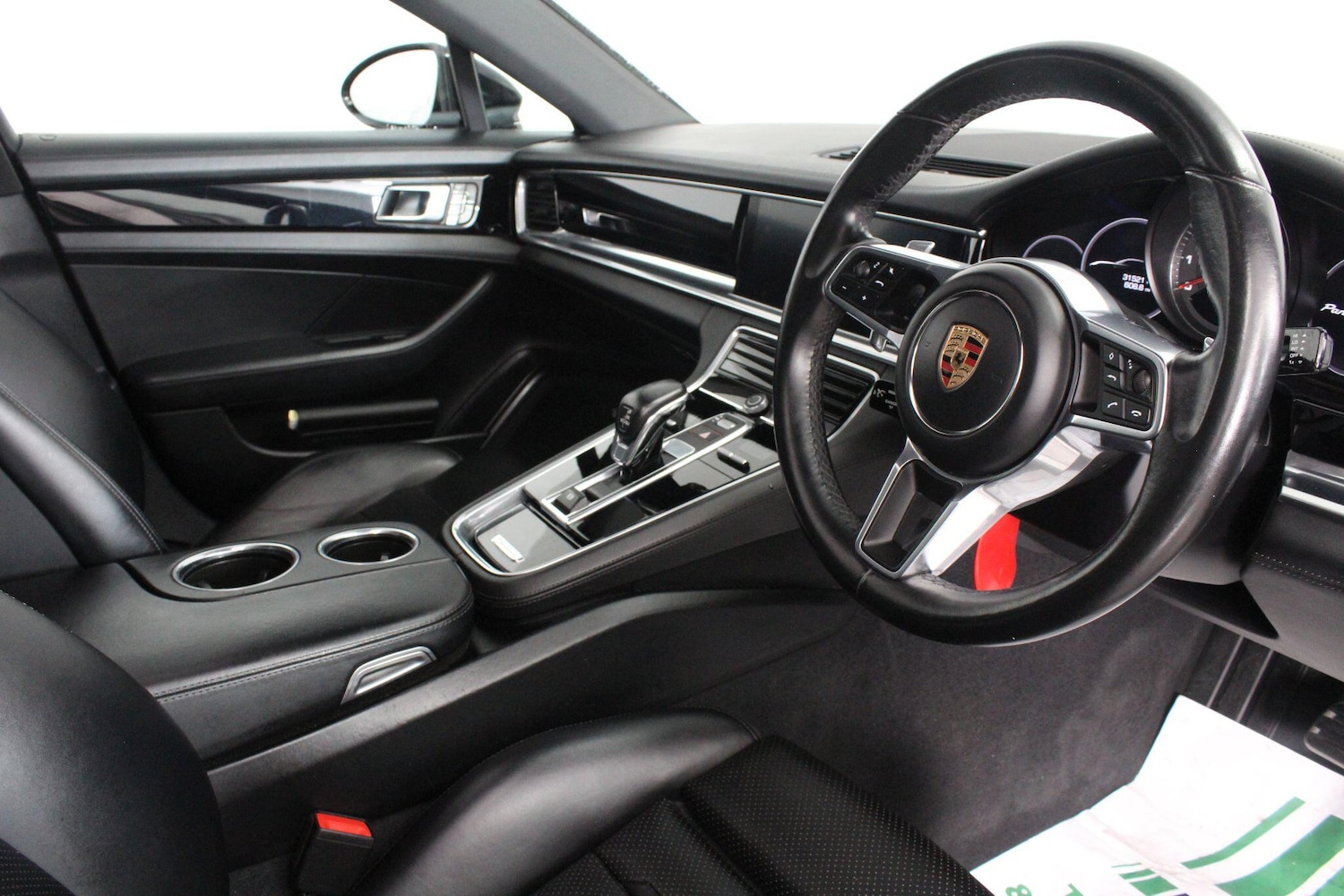 Used Porsche Panamera 2020 for sale - 76990497: Photo 3