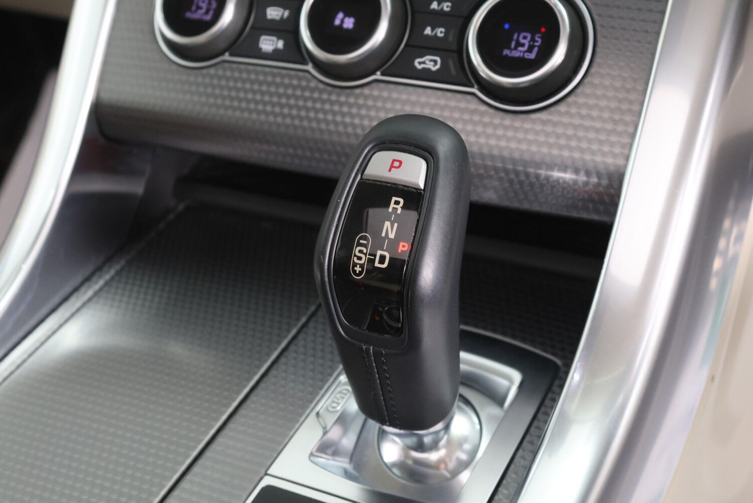 Used Land Rover Range Rover Sport for sale - 77924990: Photo 40