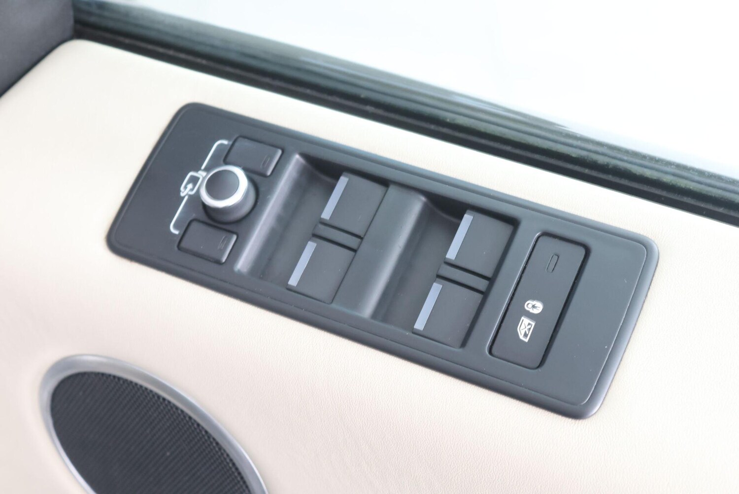 Used Land Rover Range Rover Sport for sale - 77924990: Photo 44