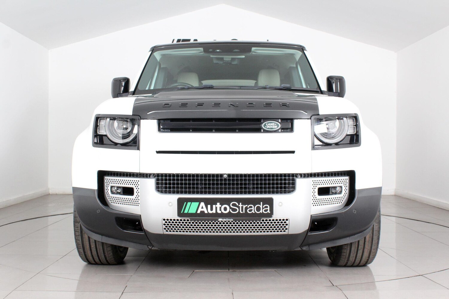 Used Land Rover Defender 2020 for sale - 76988507: Photo 15