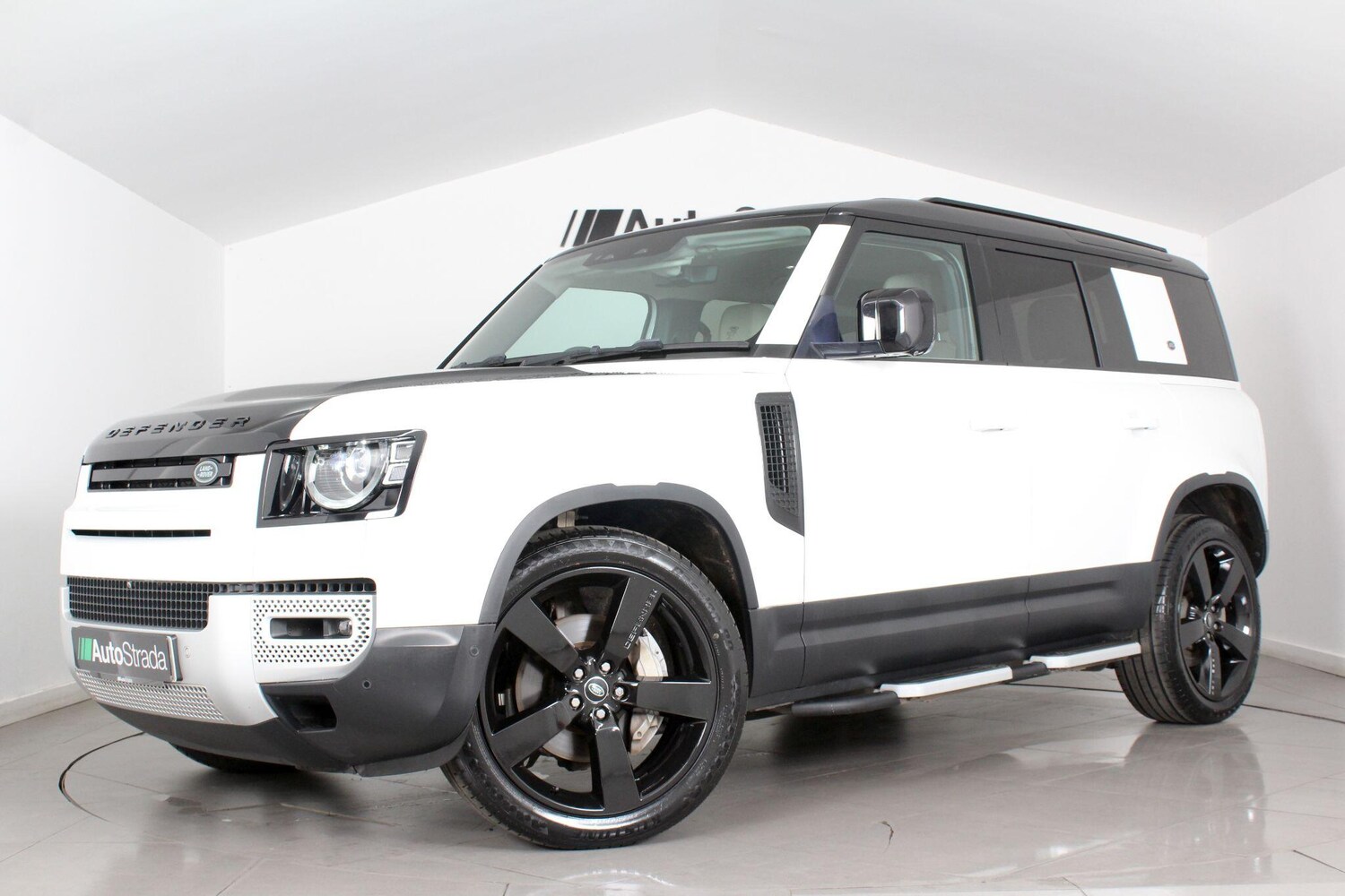 Used Land Rover Defender 2020 for sale - 76988507: Photo 6