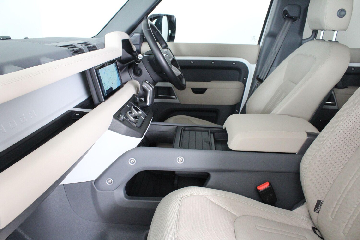 Used Land Rover Defender 2020 for sale - 76988507: Photo 60