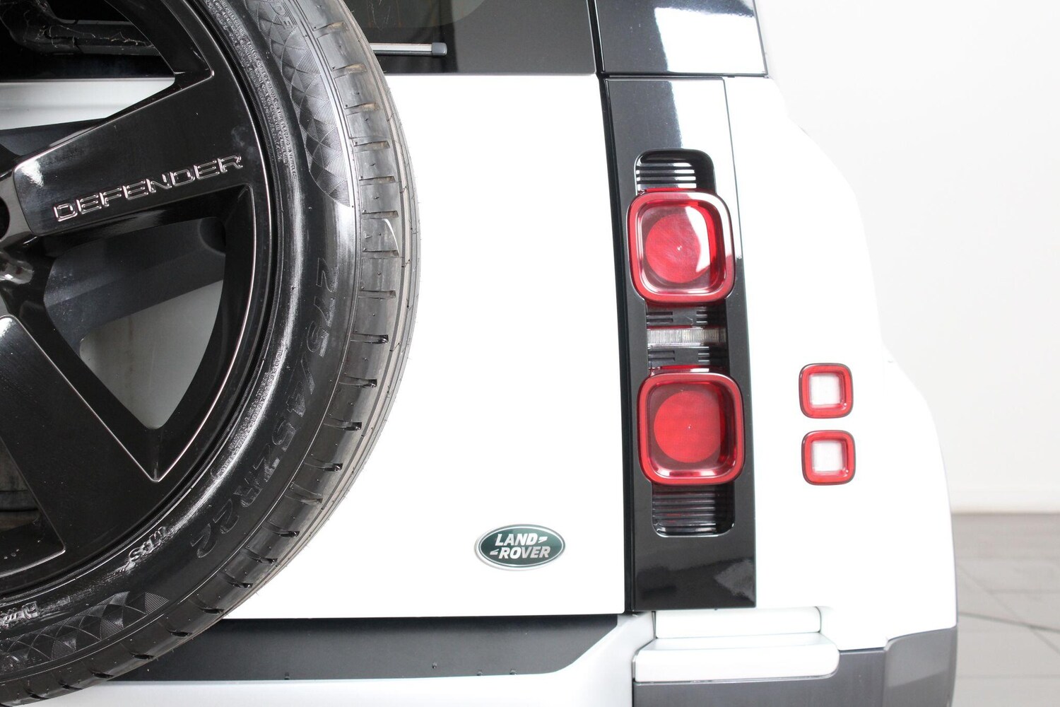 Used Land Rover Defender 2020 for sale - 76988507: Photo 72