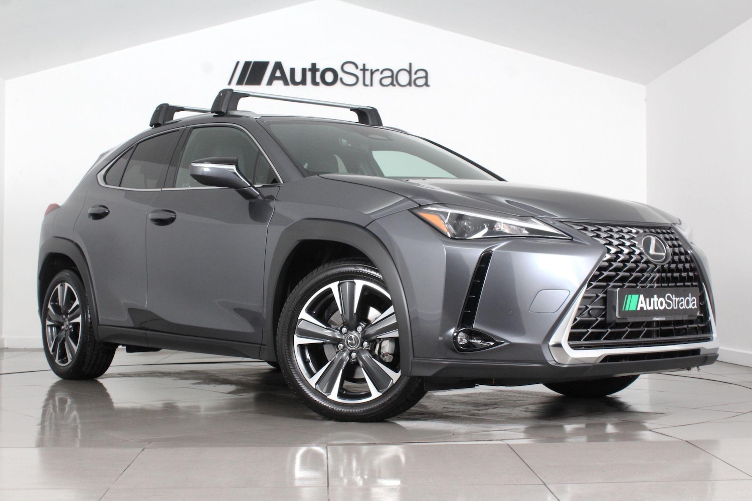 Used Lexus UX for sale - 76994772: Photo 1