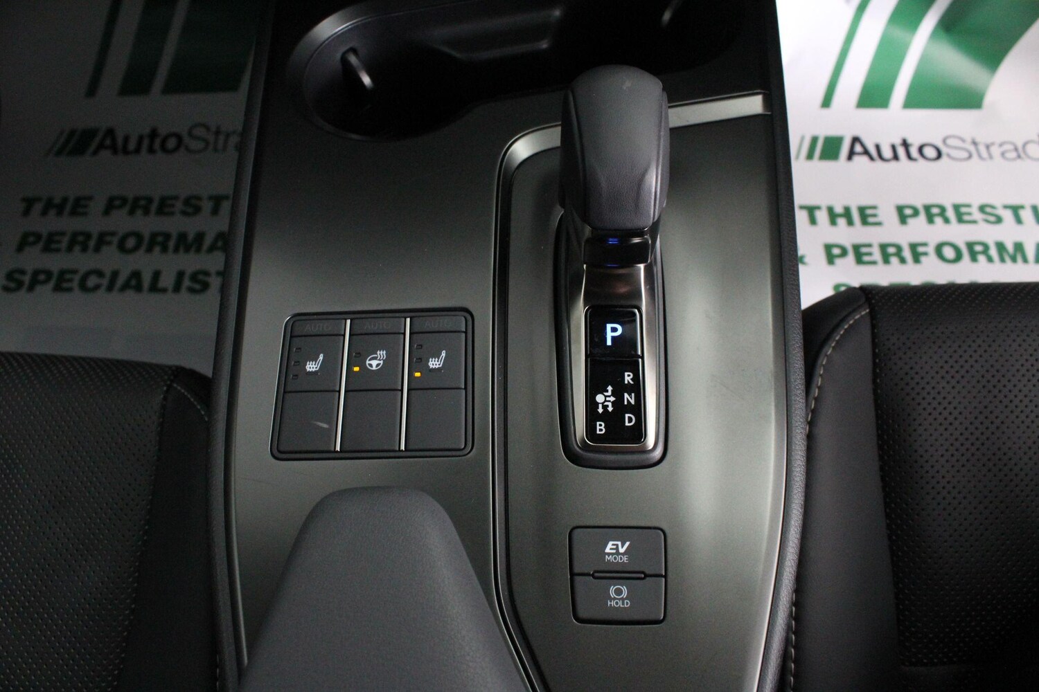 Used Lexus UX for sale - 76994772: Photo 47